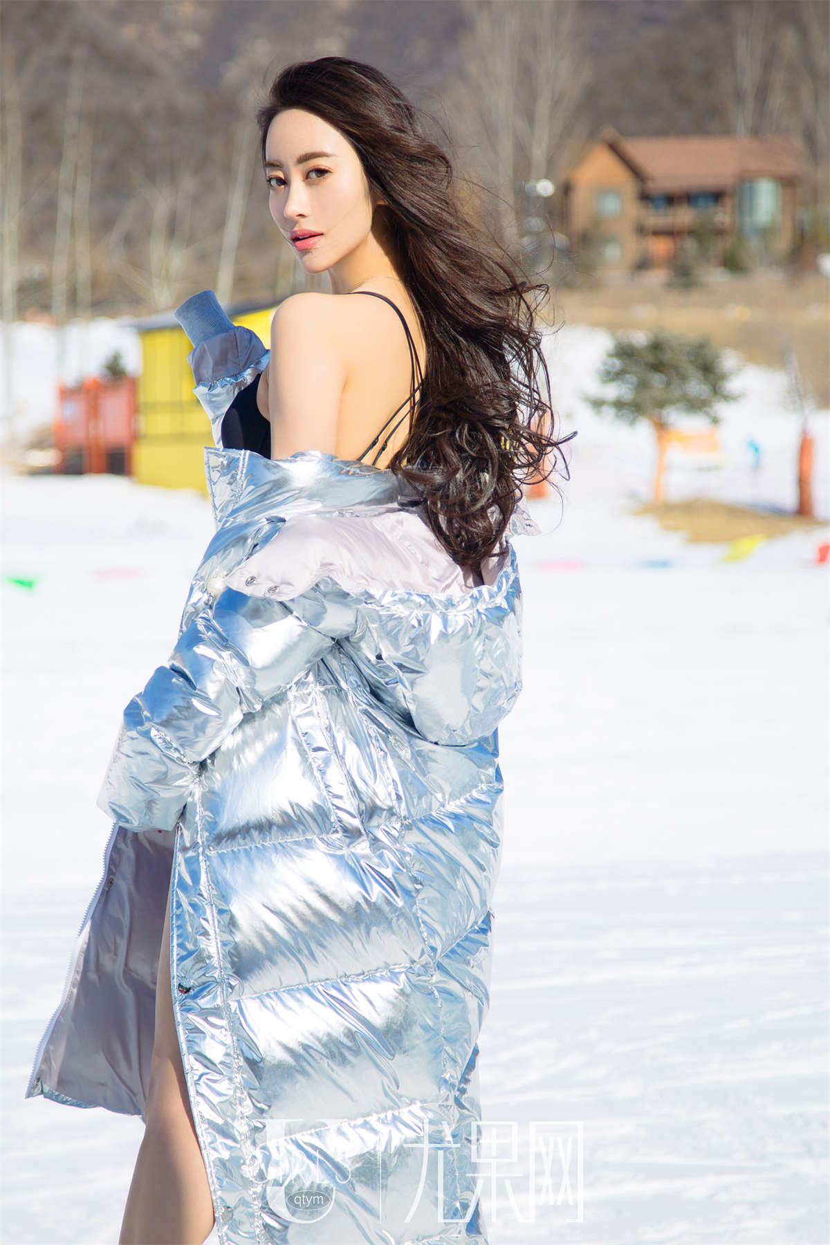 [Ugirls尤果网] U336 穆菲菲-日更街拍