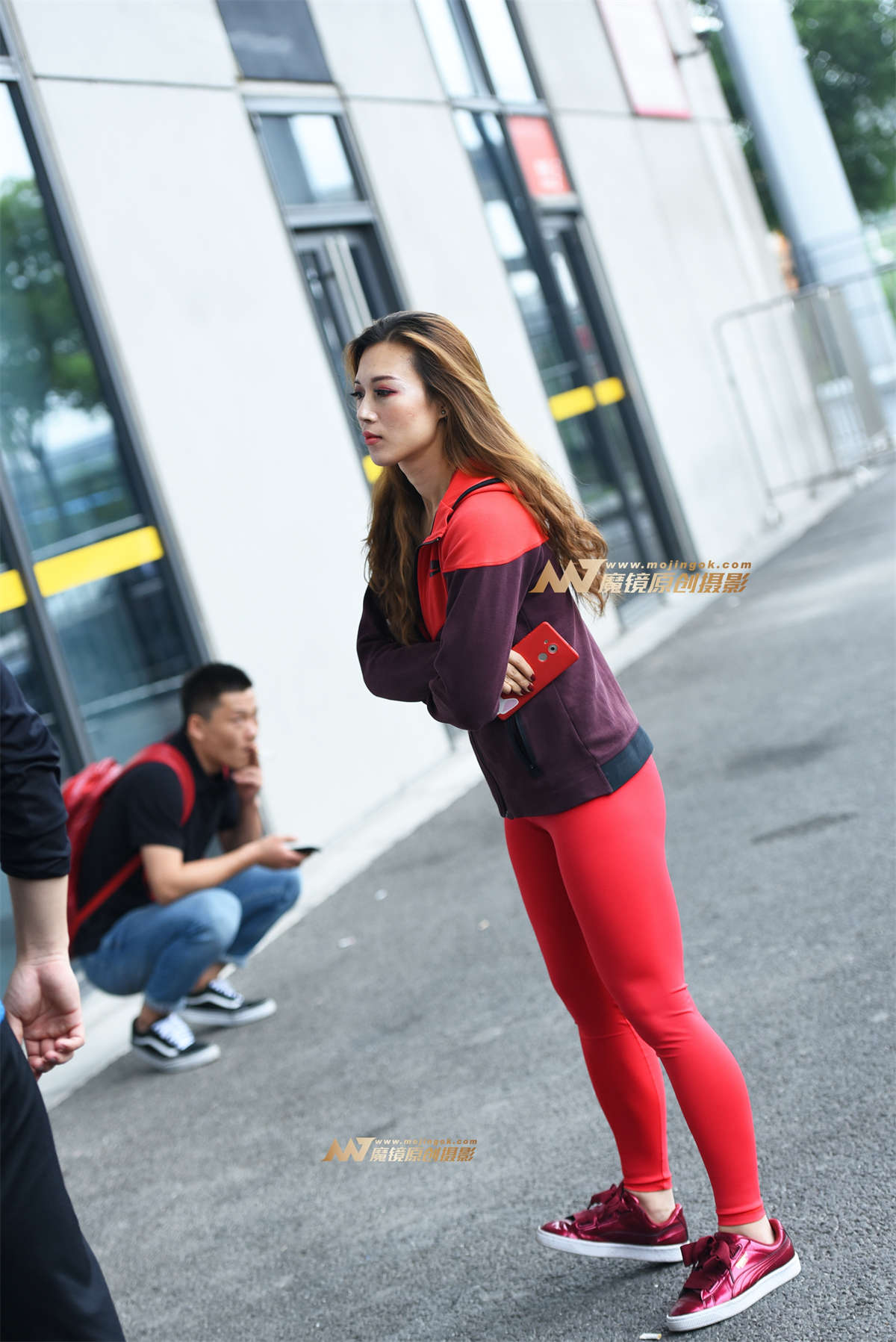 【咔喳赛贴】红色健体裤-日更街拍