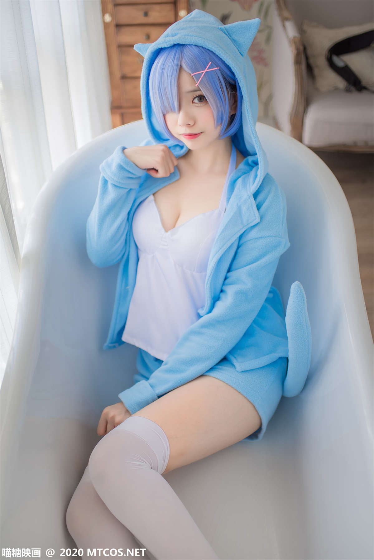 喵糖映画 VOL.221 蓝色雷姆-日更街拍