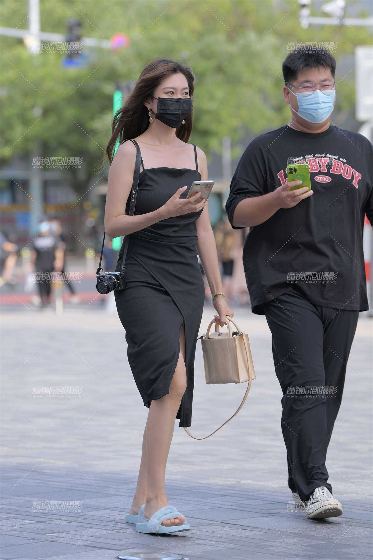 黑裙美女-日更街拍