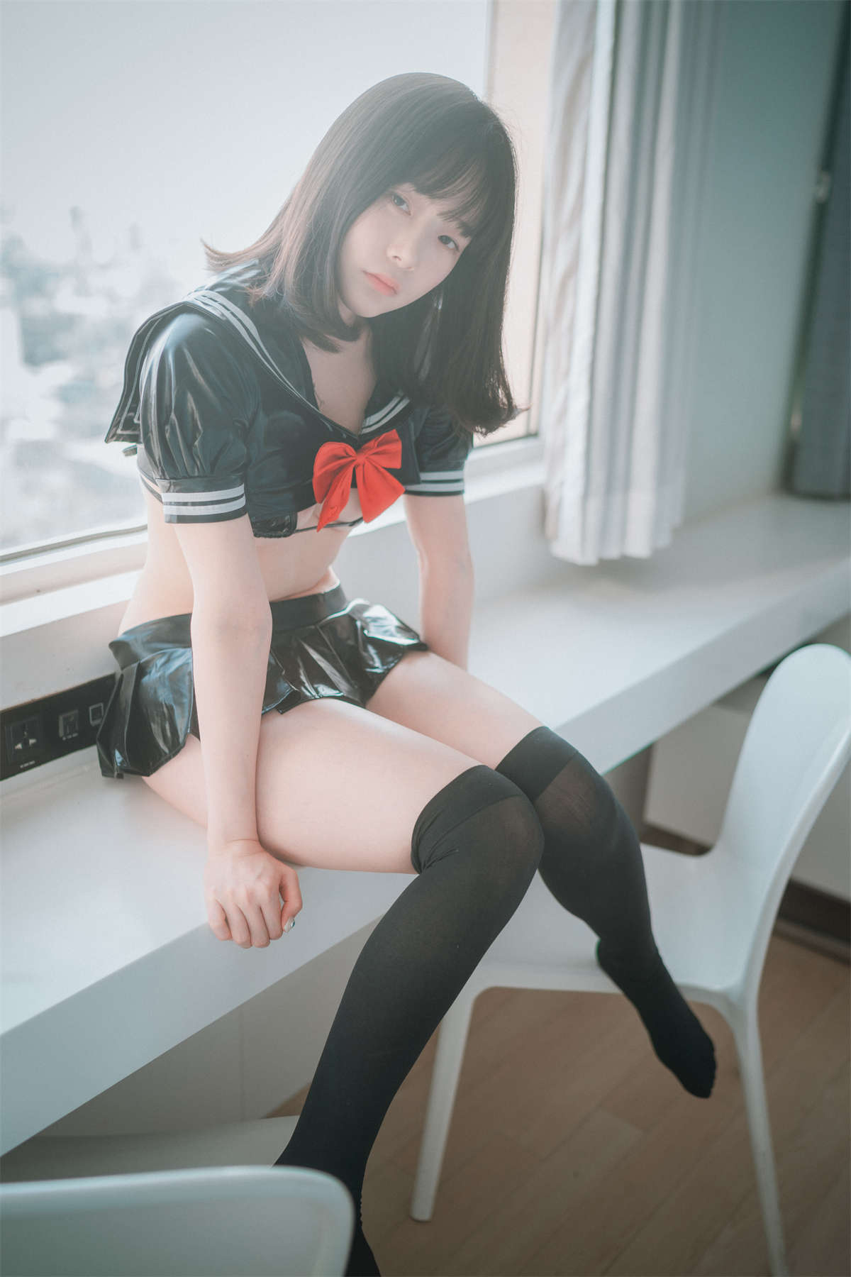 [DJAWA] PIA – Leather Black Schoolgirl-日更街拍