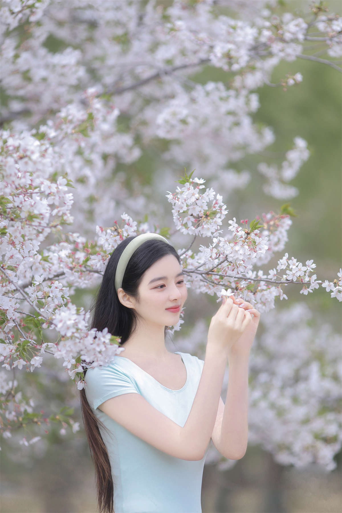 YITUYU艺图语 2025.03.22 日漫樱花 郑楠汐插图1