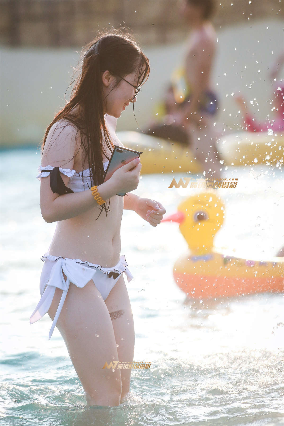 童颜巨乳 超可爱比基尼-日更街拍