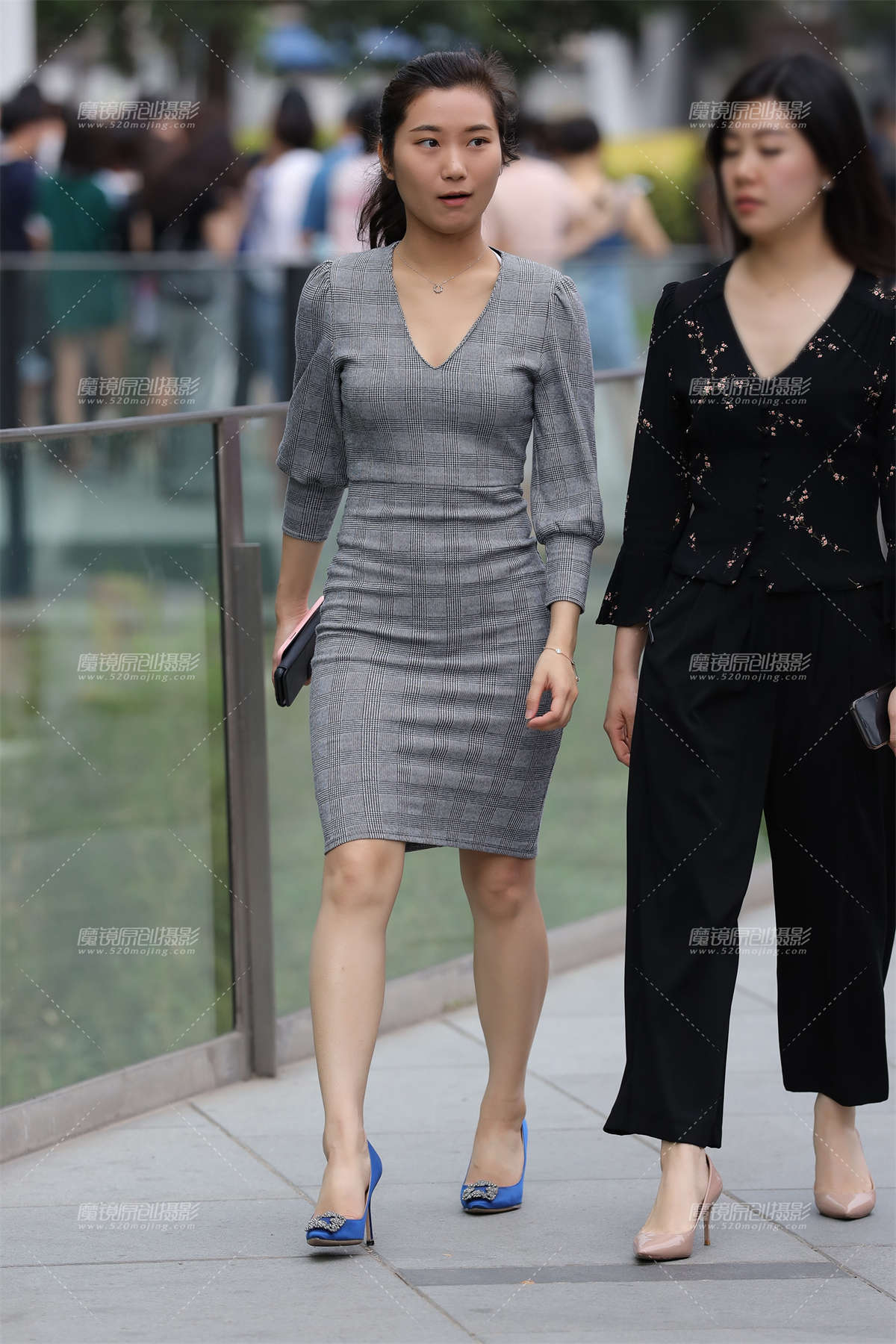 【小默赛帖】第1375篇★职业美女★-日更街拍