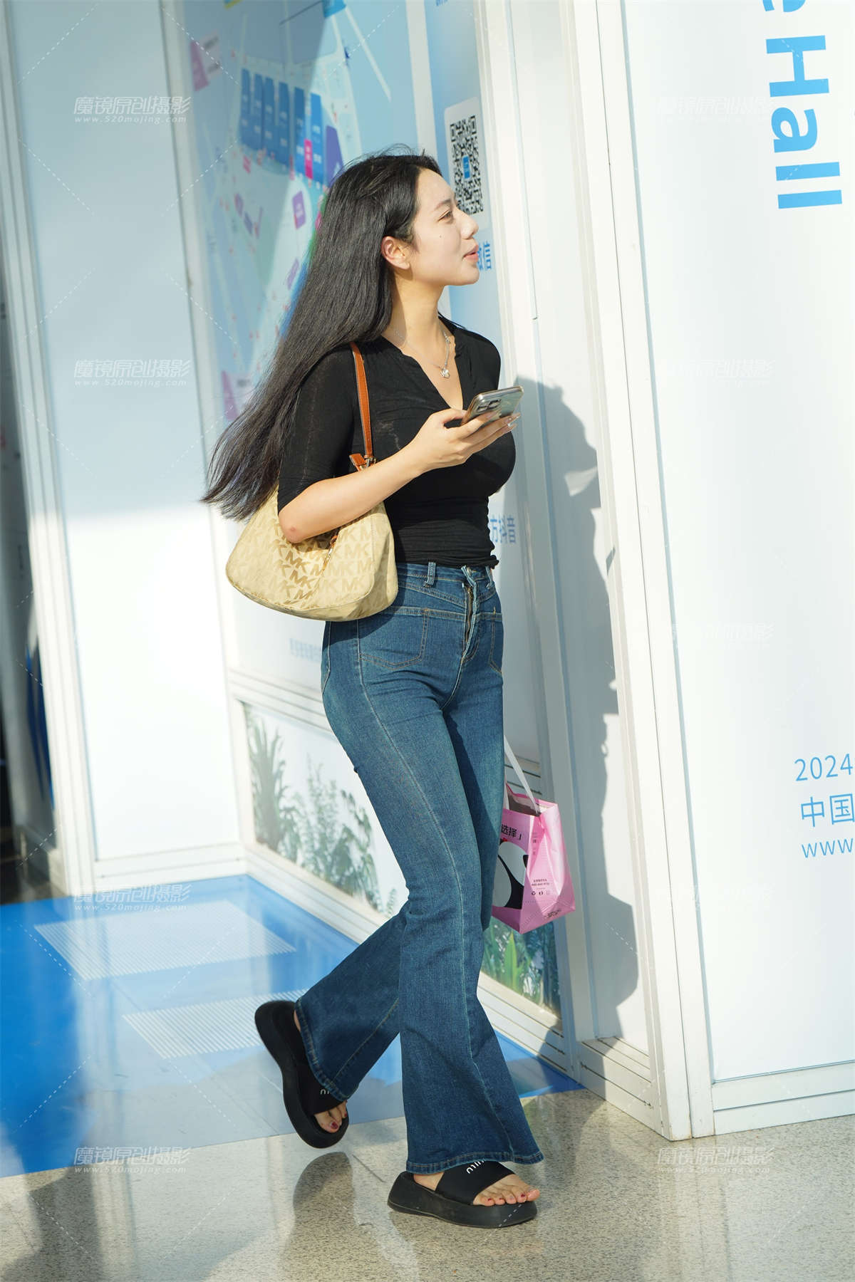 图片[2]-牛仔美女-日更街拍