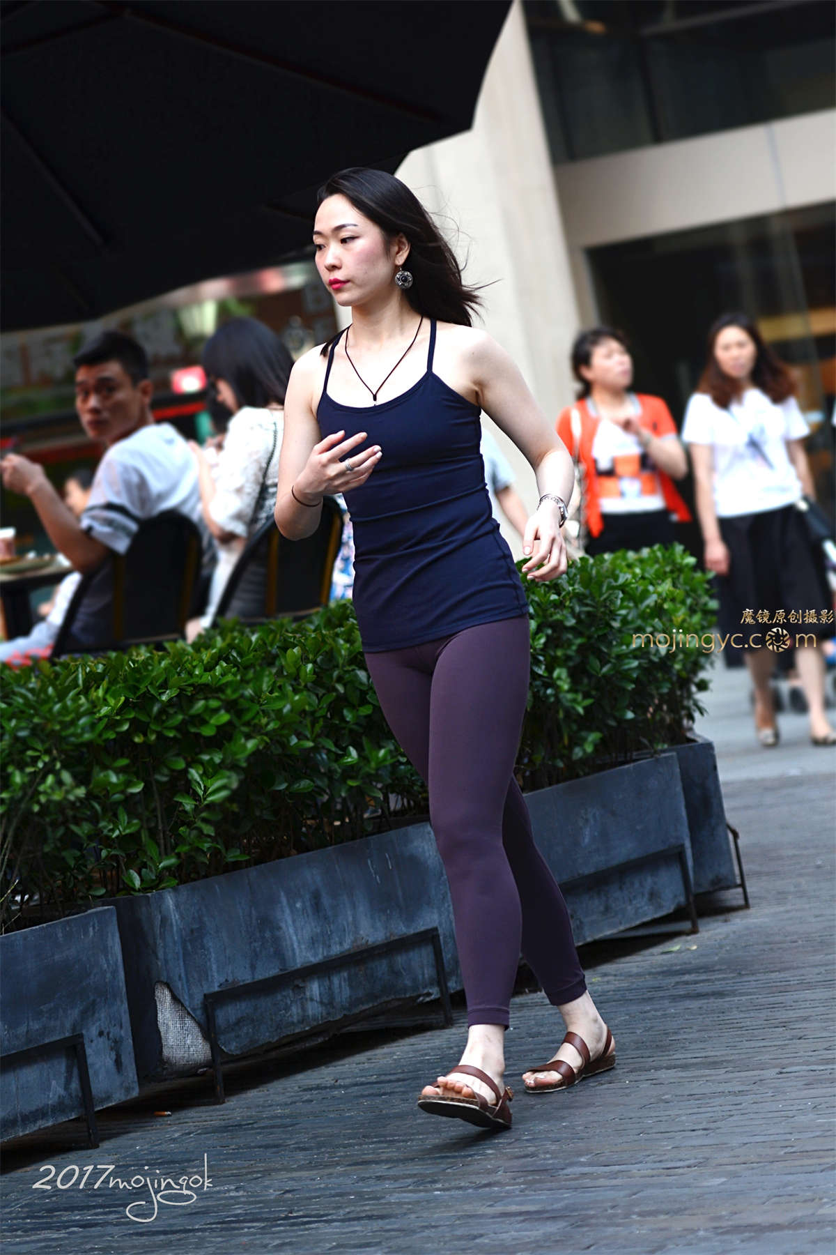 咔喳赛40 紫色瑜伽裤-日更街拍