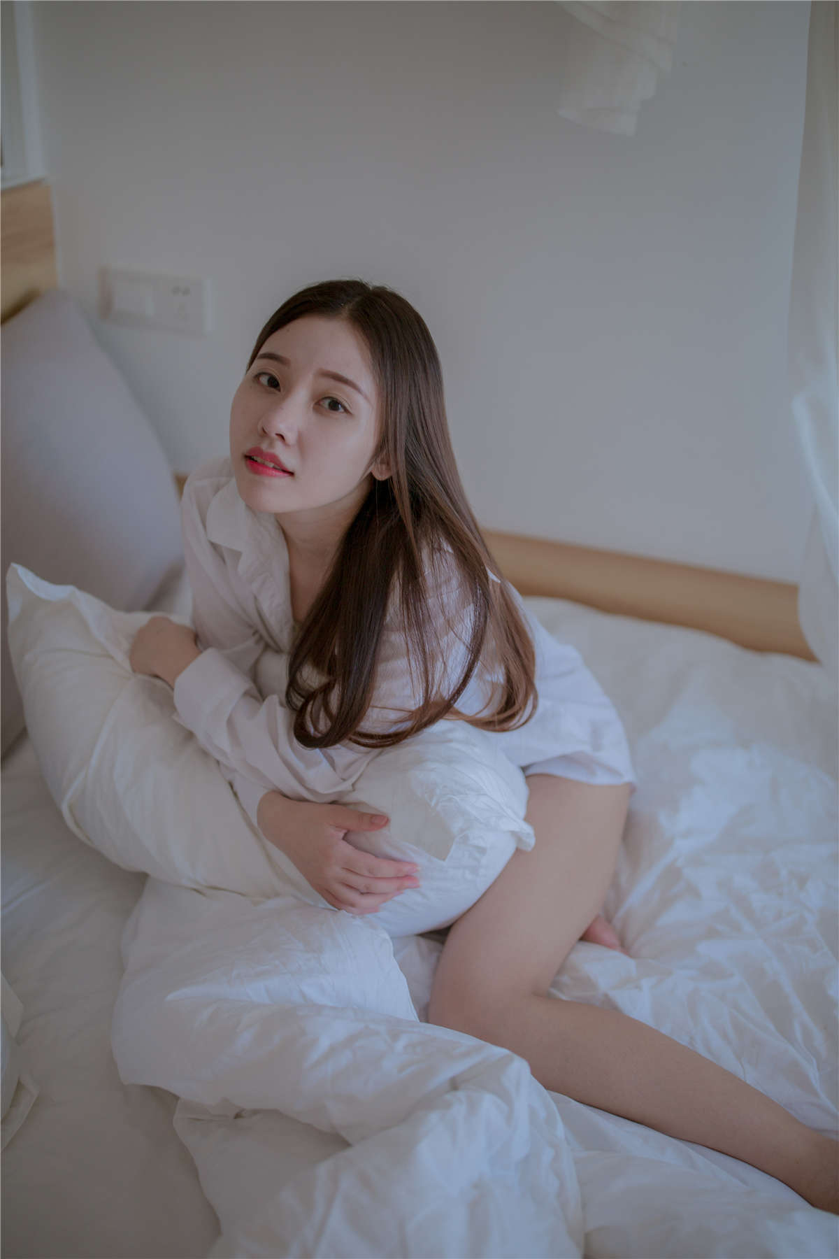 图片[2]-YALAYI雅拉伊 NO.725 秦语 空房-日更街拍