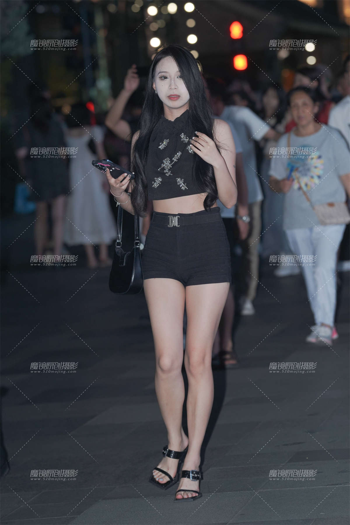 图片[2]-热裤小妹-日更街拍