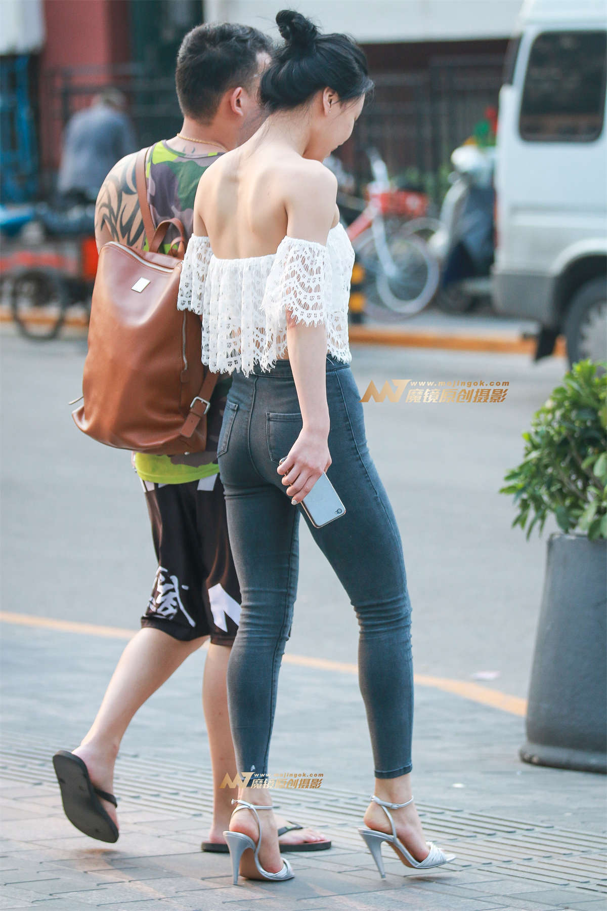 图片[2]-细长美腿 苗条身材-日更街拍