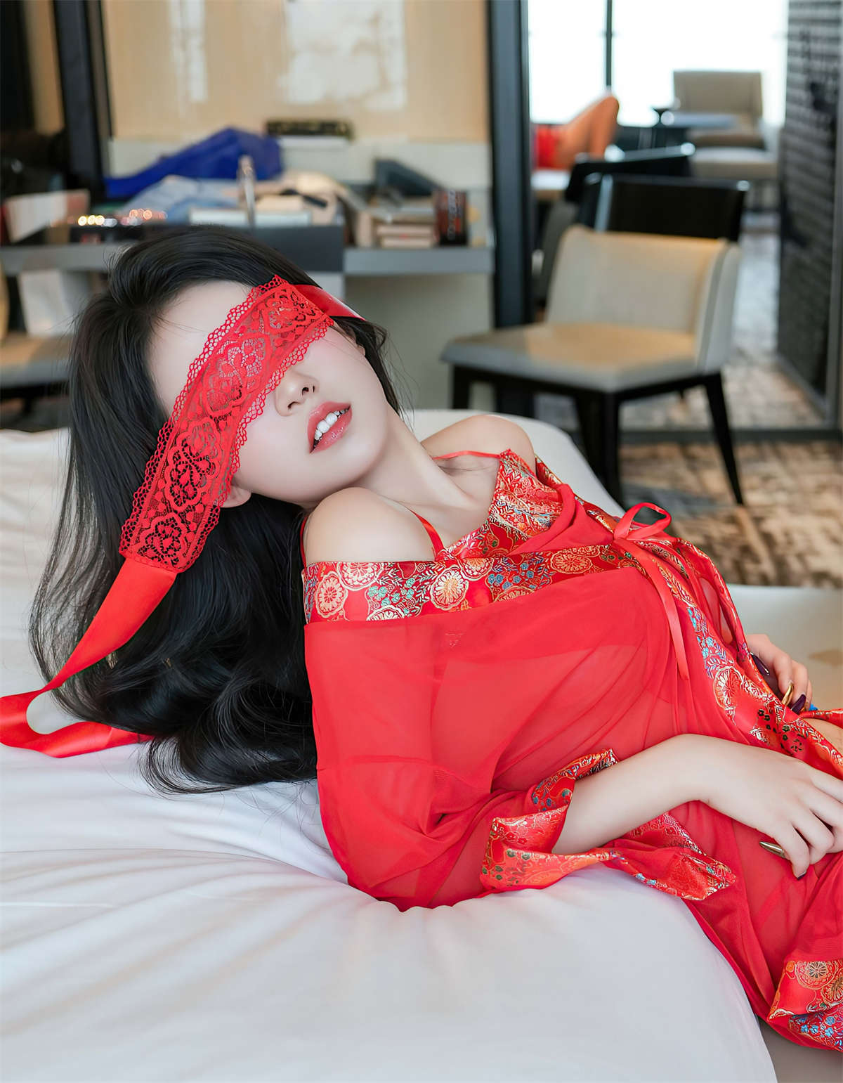 图片[2]-Xiuren秀人网 2025.04.23 NO.10186 白琮瑗-日更街拍