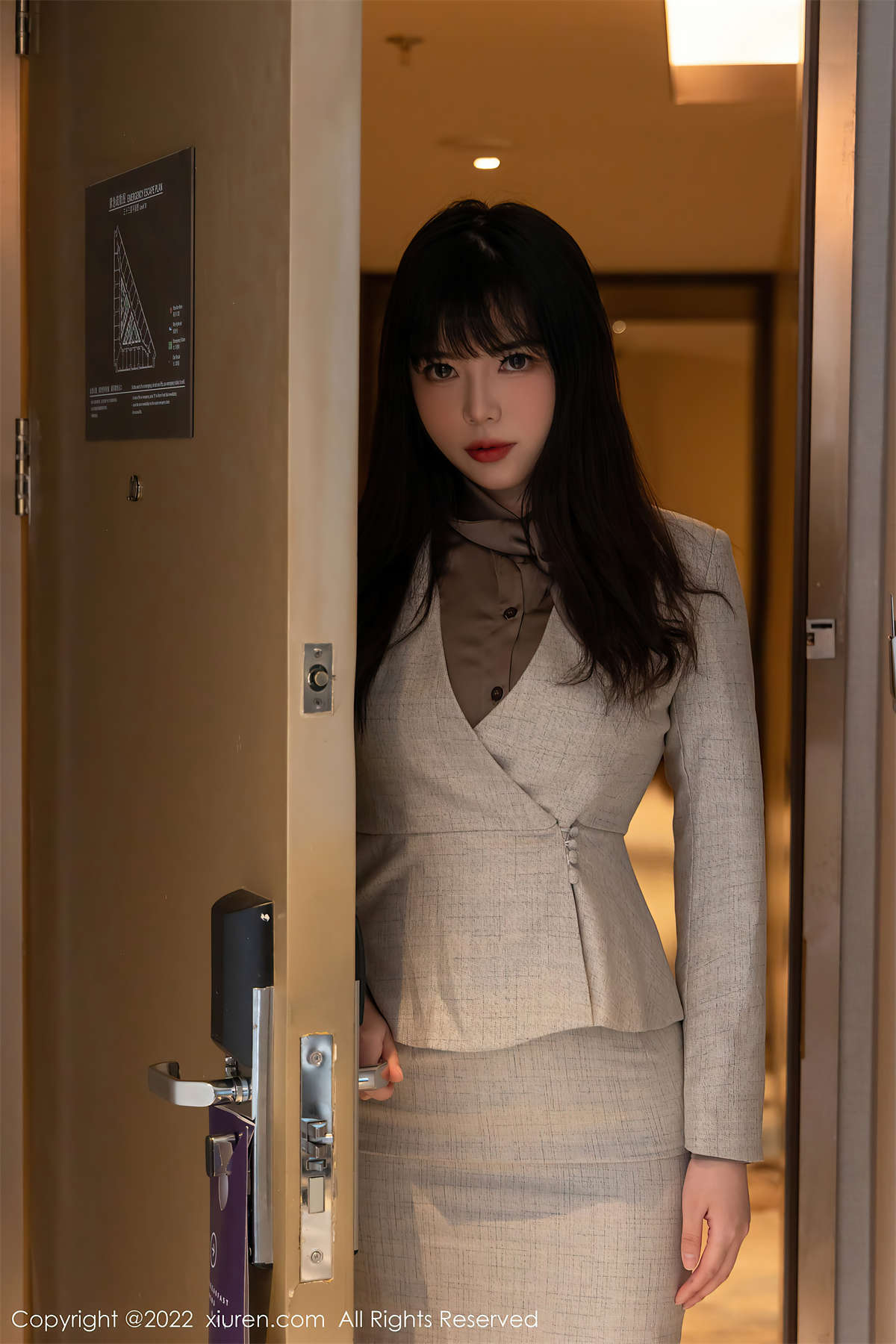 Xiuren秀人网 2022.03.09 NO.4689 Arude薇薇插图1
