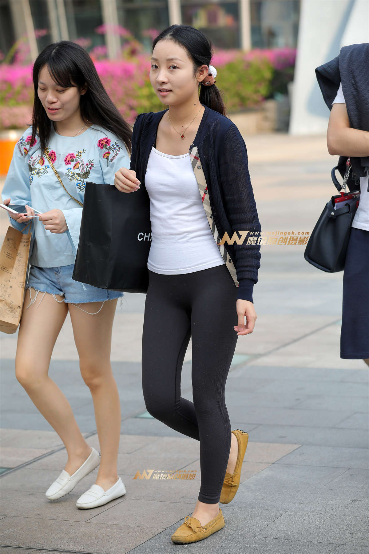 图片[2]-性感紧身运动裤-日更街拍