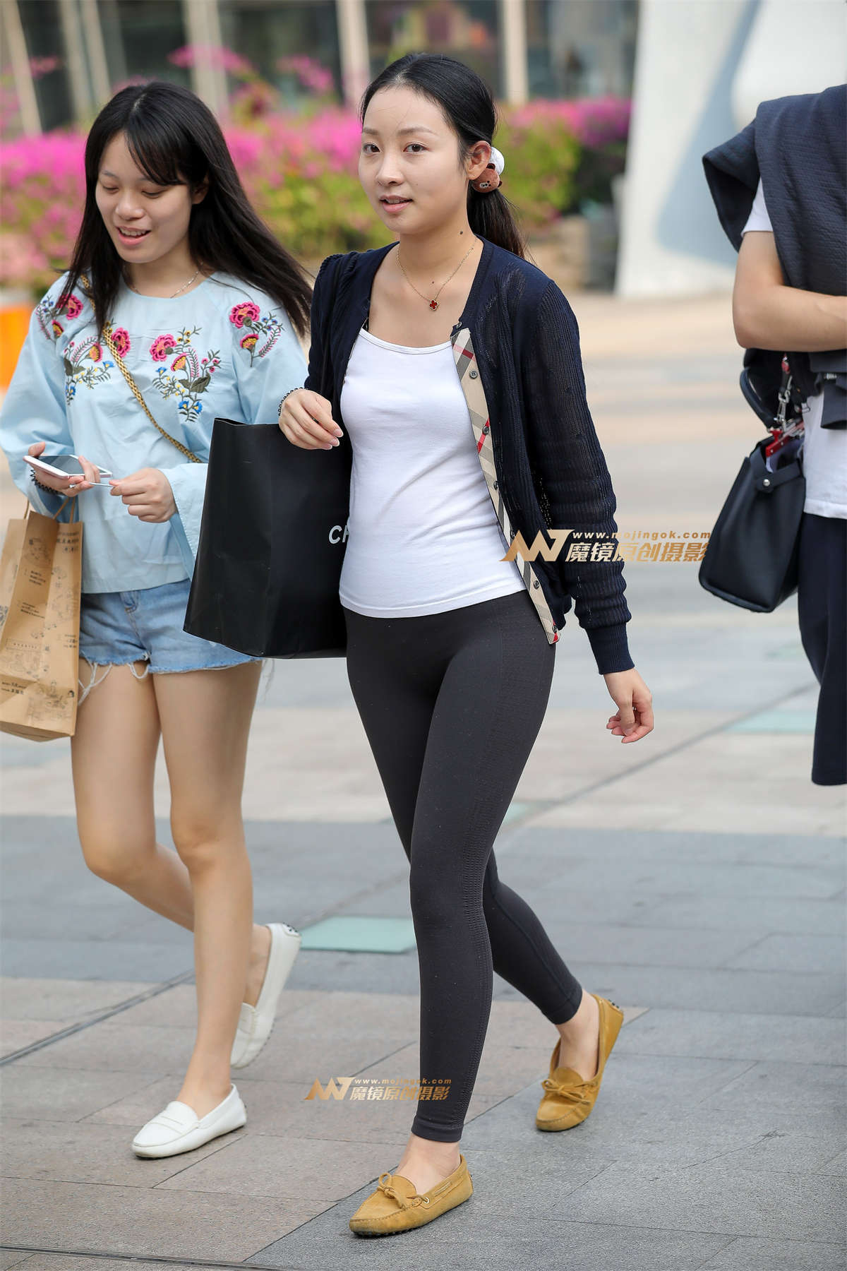 性感紧身运动裤-日更街拍