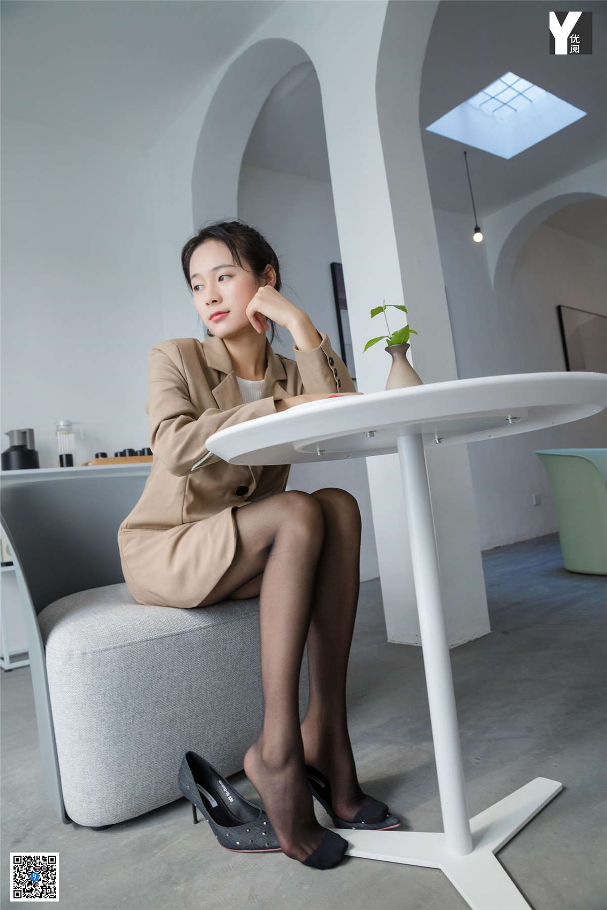 图片[2]-IESS异思趣向 丝享家730期：小小 与女神共进晚餐-日更街拍