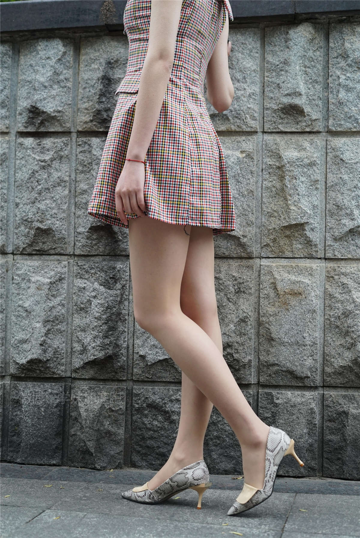 图片[2]-学妹加速跑 No.19 彤彤学妹2-日更街拍