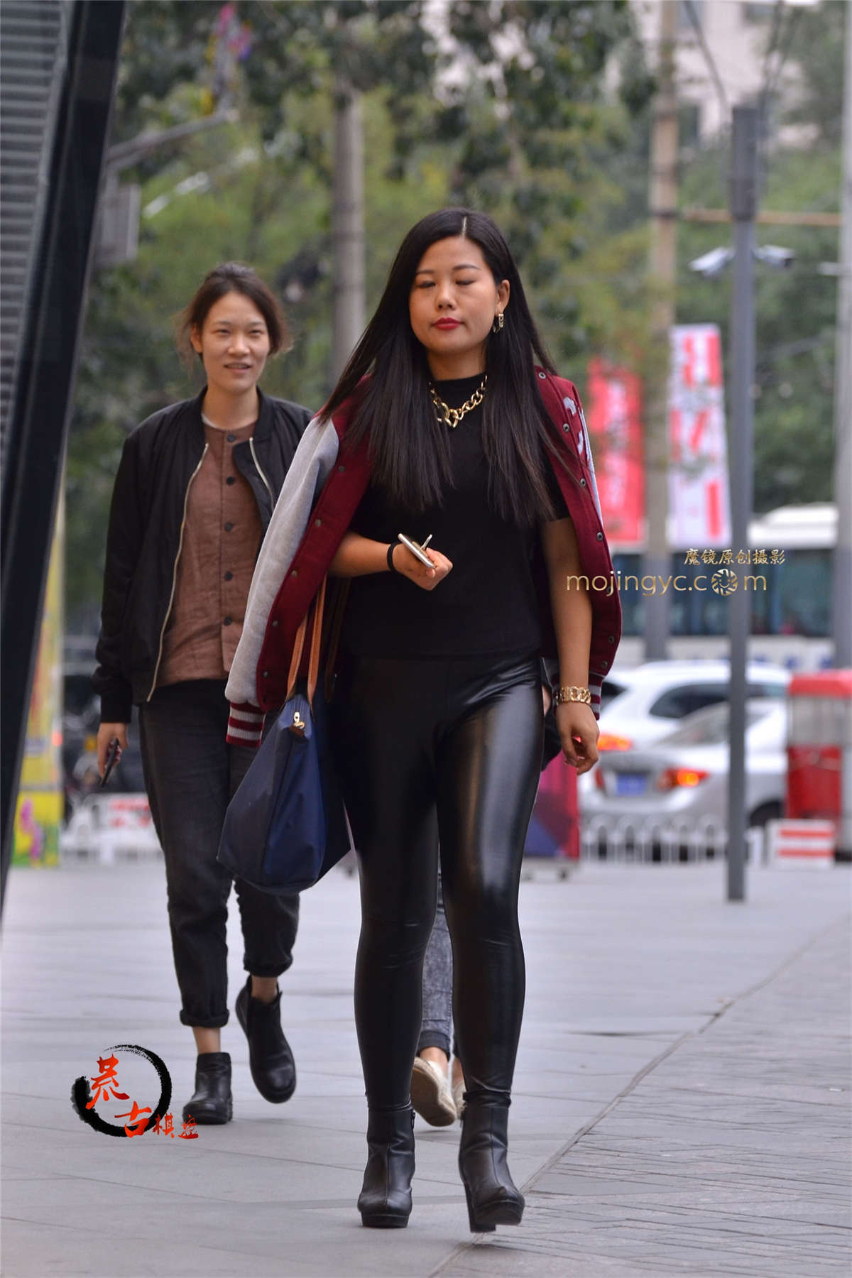 10-30 皮裤-日更街拍