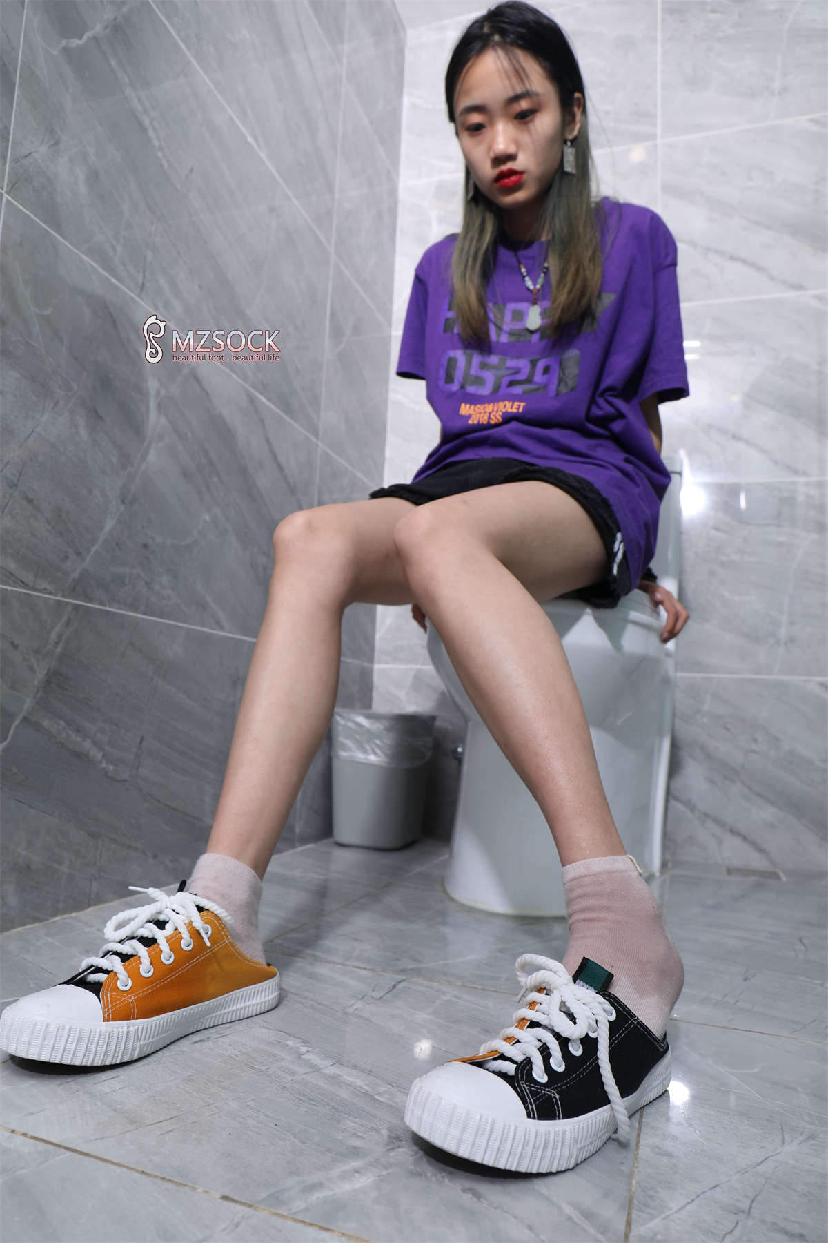 MZSOCK-2019 NO.031 虫子-日更街拍