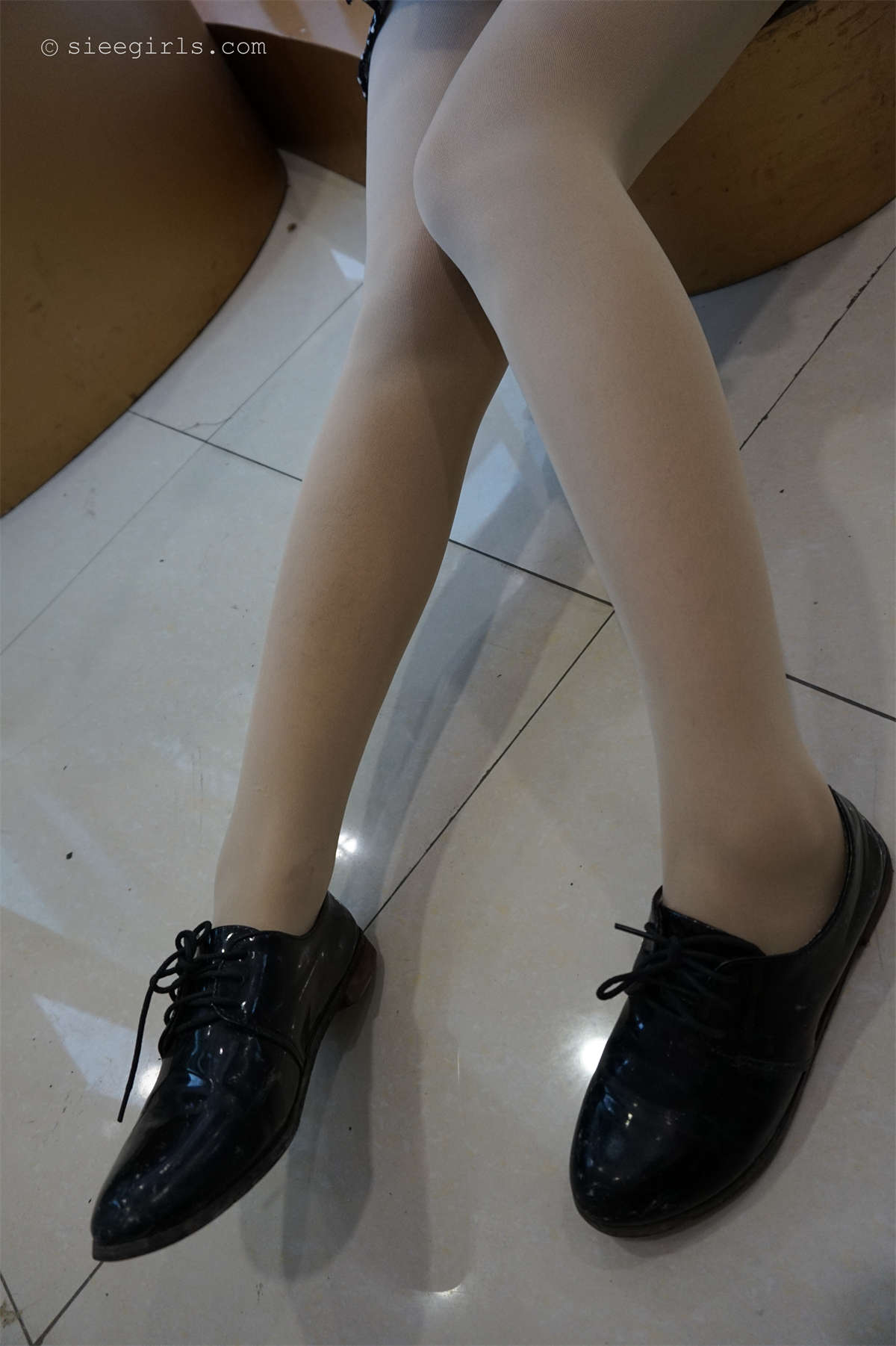 图片[2]-SIEE丝意新刊 NO.030 曦曦 在等你-日更街拍