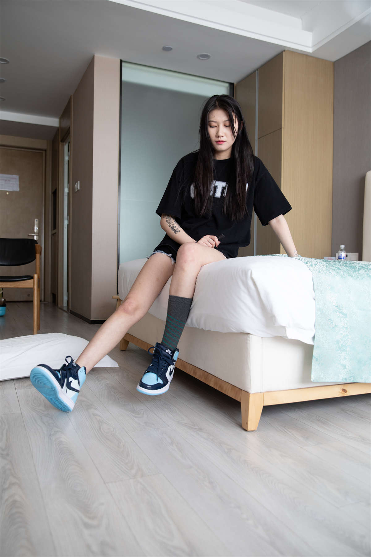 物恋传媒 NO.794 兔兔-小清澈-日更街拍