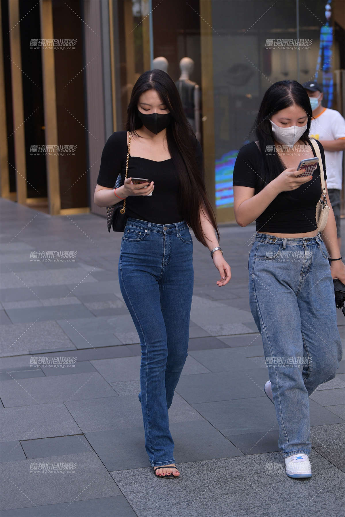 紧牛高跟美女-日更街拍