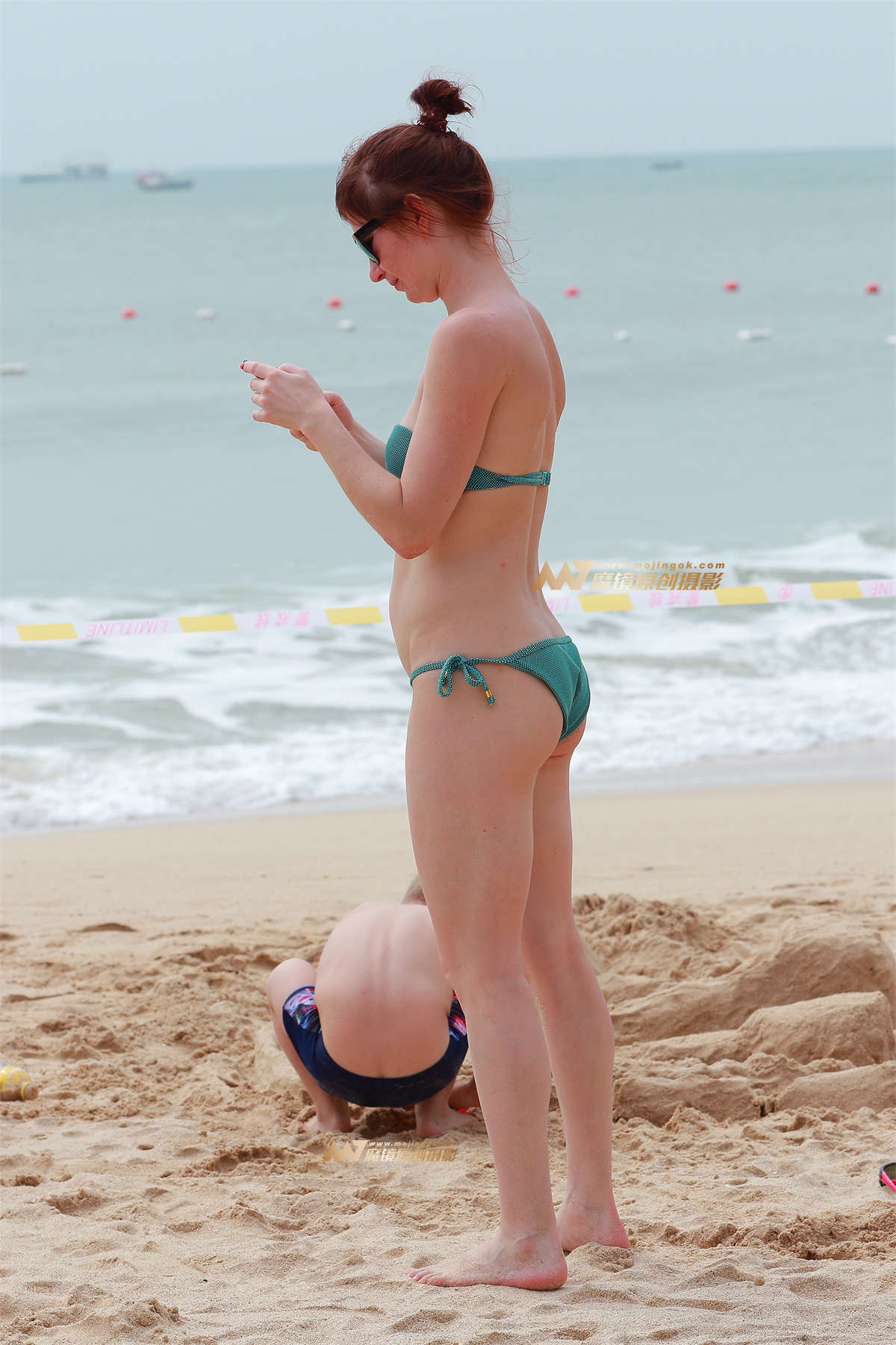 图片[2]-性感 抹胸 紧致比基尼-日更街拍