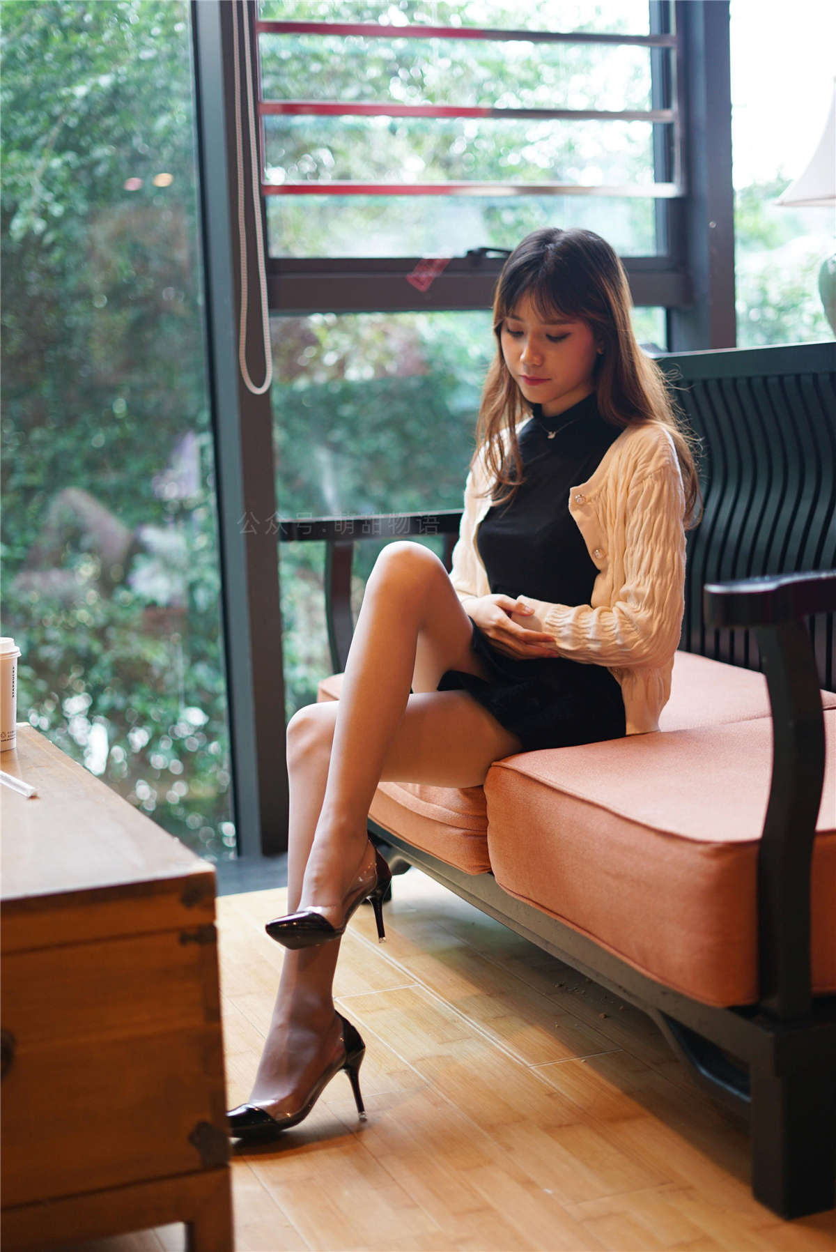 图片[2]-学妹加速跑 No.111 白色小披肩-琪琪-日更街拍