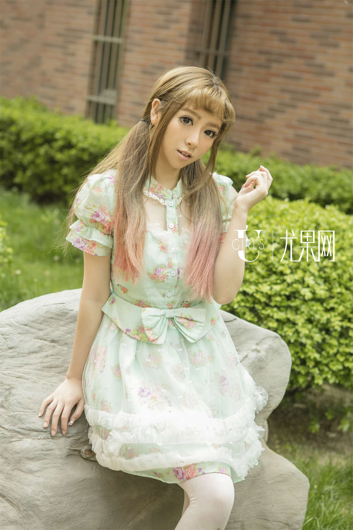 图片[2]-[Ugirls尤果网] U173 梓喵-日更街拍