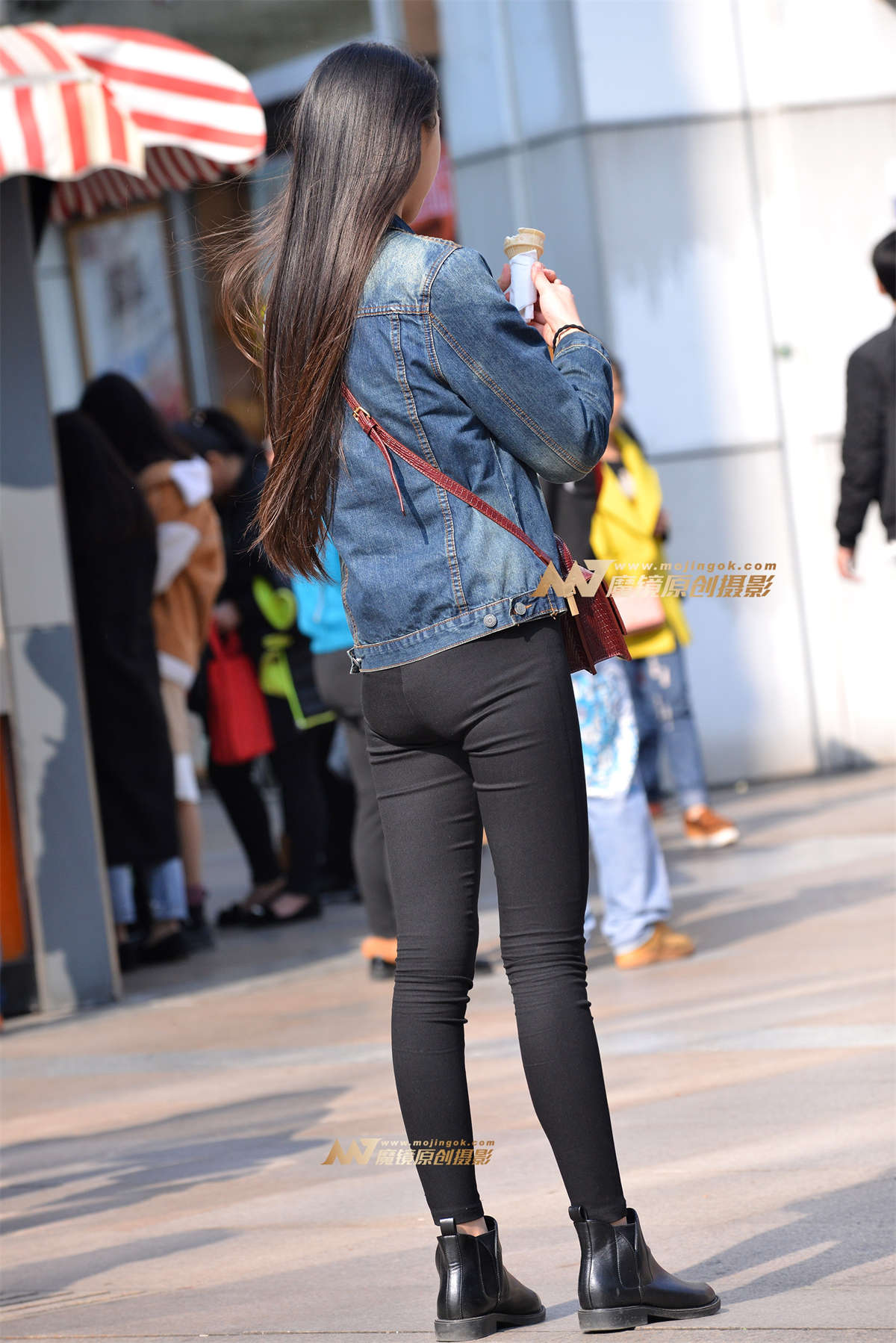 图片[2]-黑裤长腿街拍-日更街拍