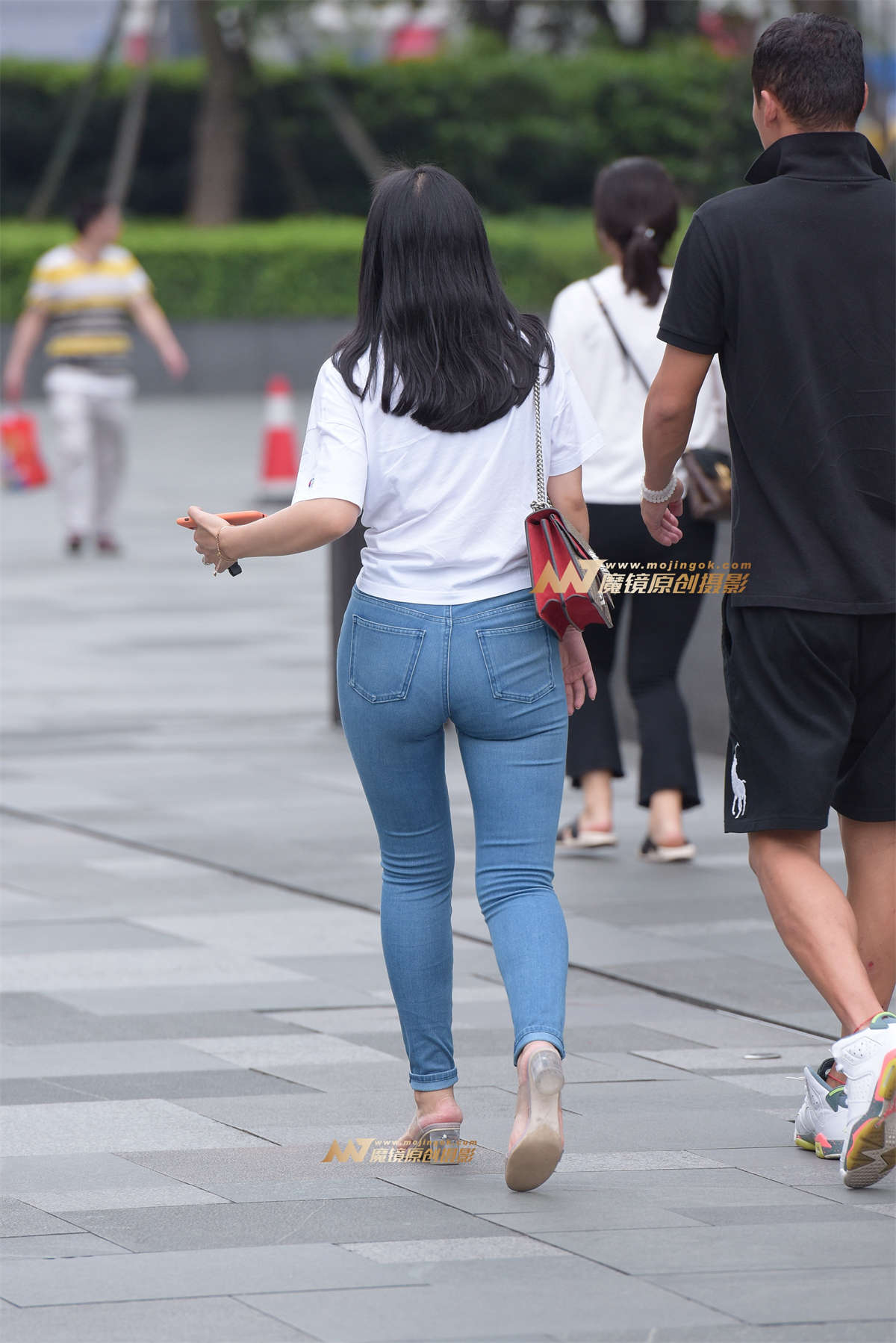 图片[2]-紧牛美女-日更街拍