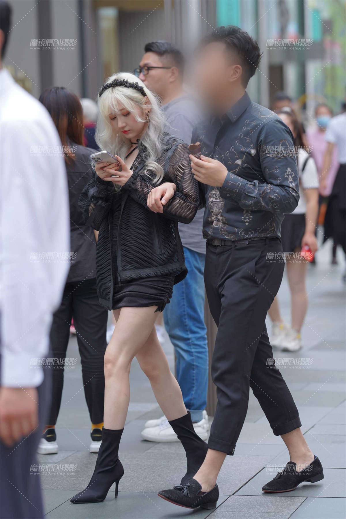 漂亮美眉-日更街拍