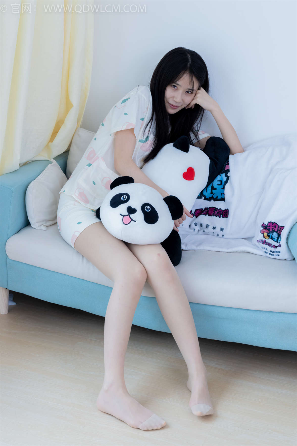 物恋传媒 NO.2116 菜菜-蔚蓝色的街-日更街拍