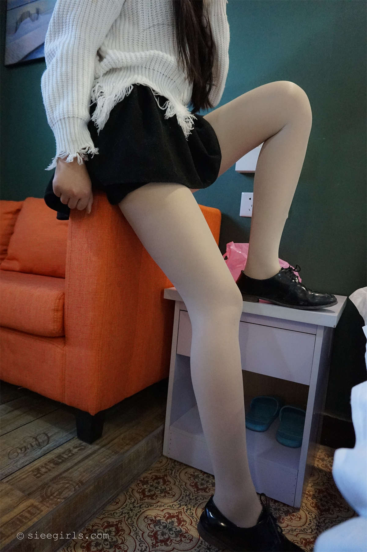 SIEE丝意新刊 NO.038 曦曦 私人空间-日更街拍