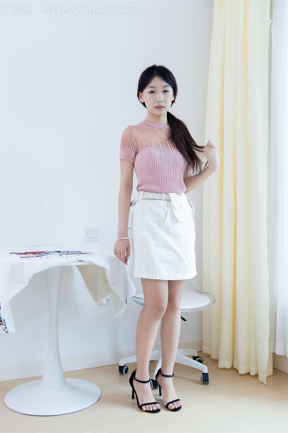 图片[2]-物恋传媒 NO.2118 丹丹-笑颜如花-日更街拍