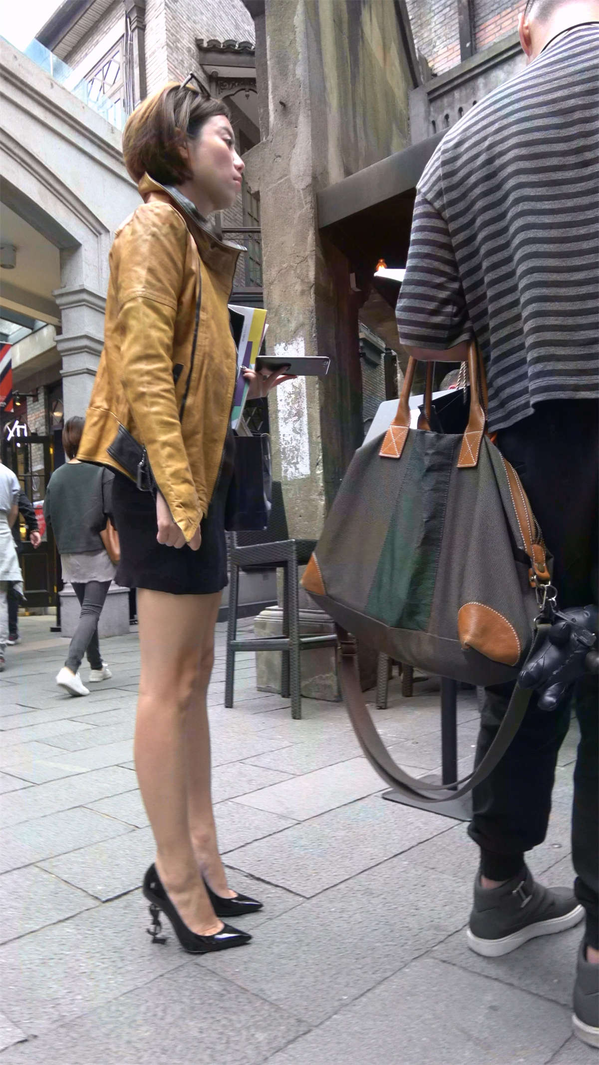 图片[2]-高跟美腿熟女姐姐-日更街拍