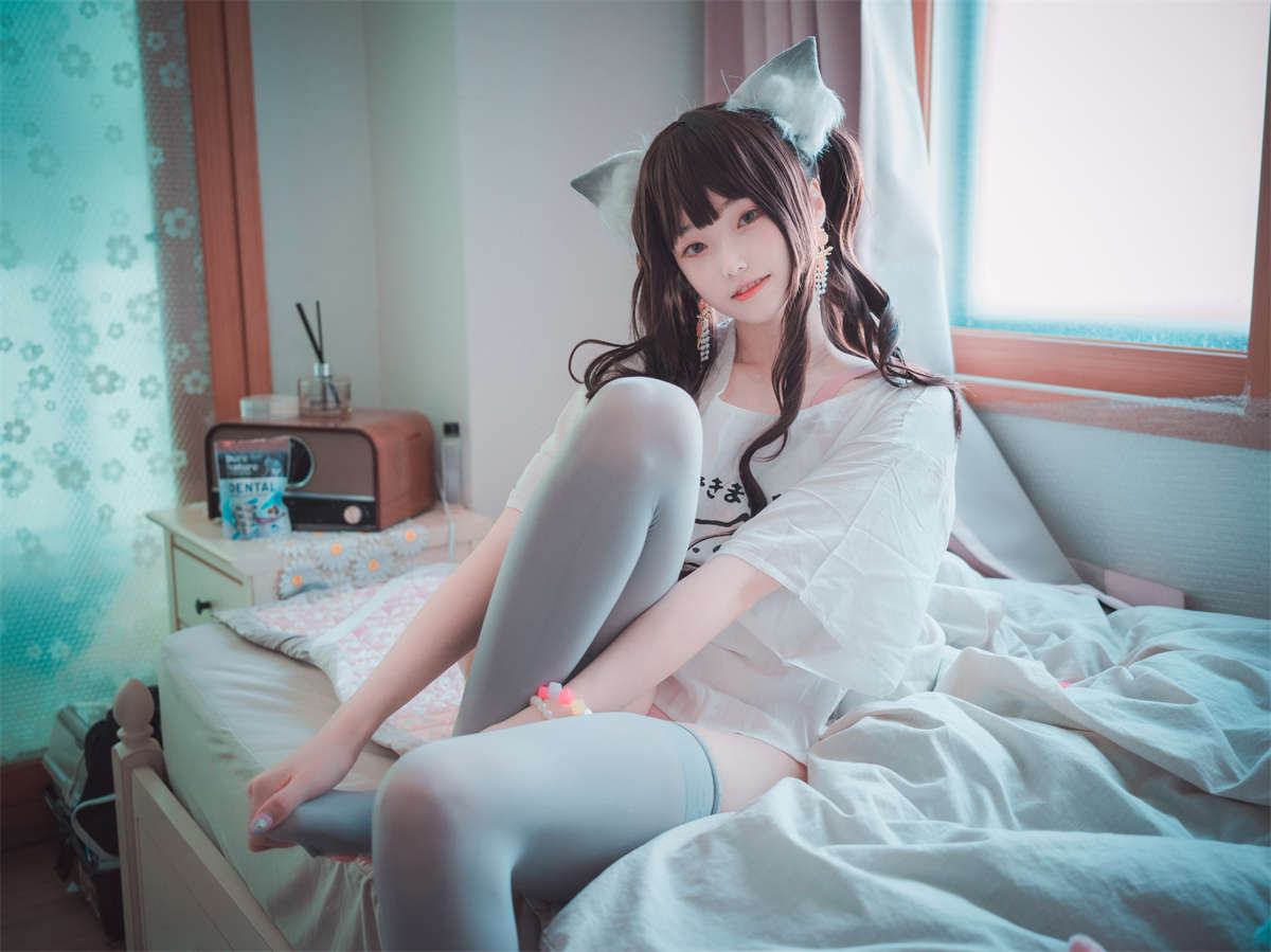 图片[2]-[DJAWA] BamBi – The cat I picked up turned into a girl-日更街拍