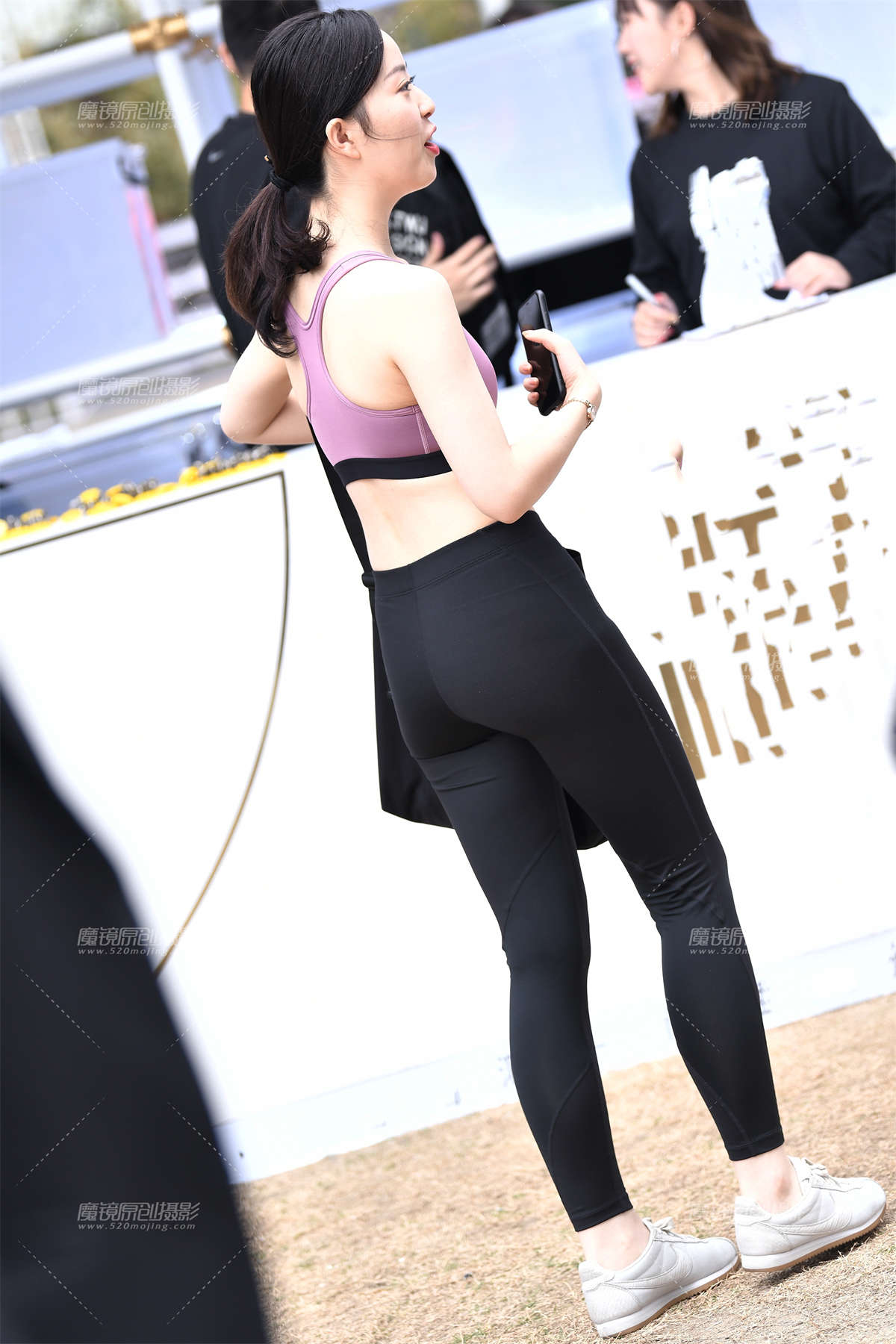 图片[2]-【咔喳赛帖】准备进场-日更街拍