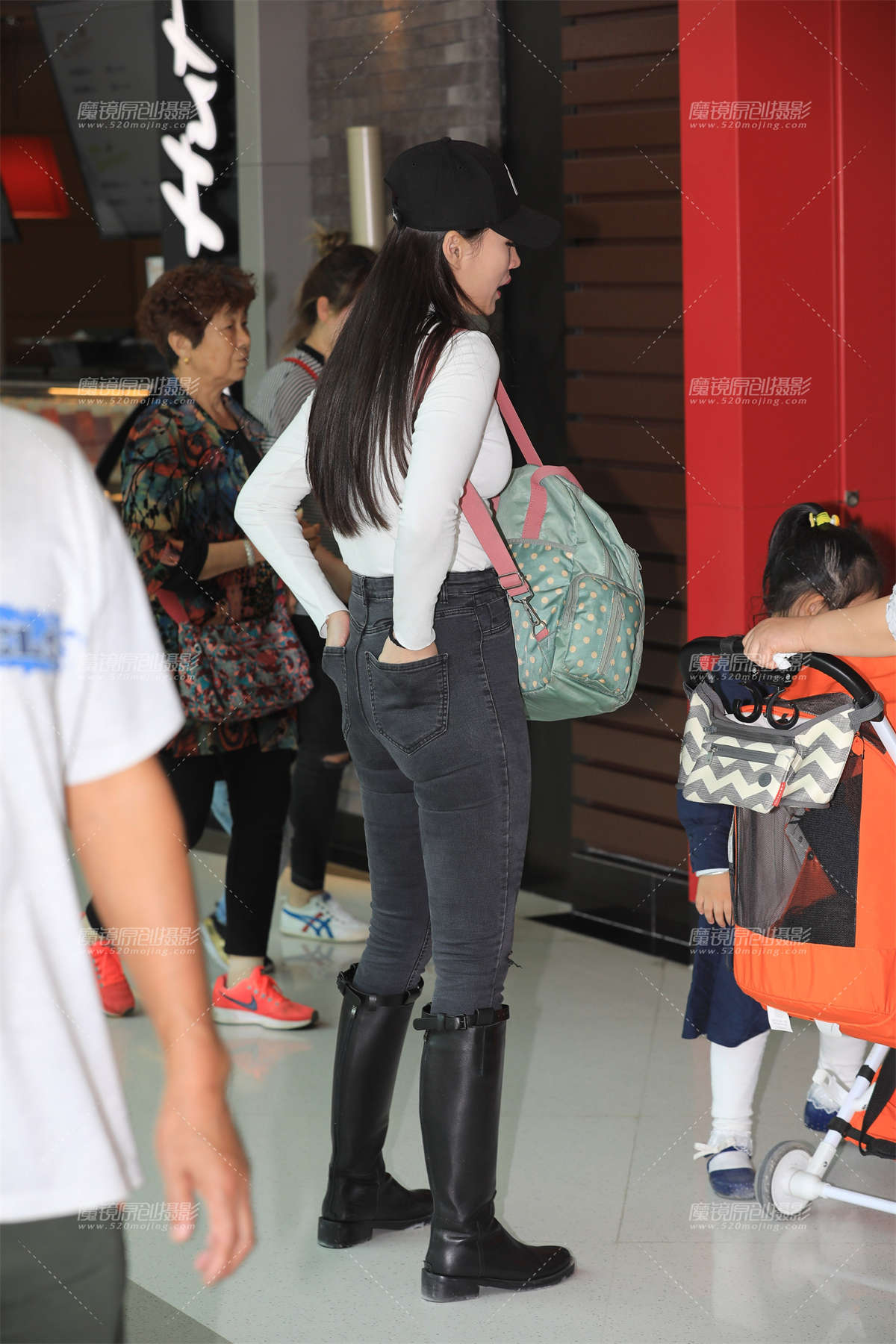 图片[2]-【凯恩赛贴】辣妈-日更街拍