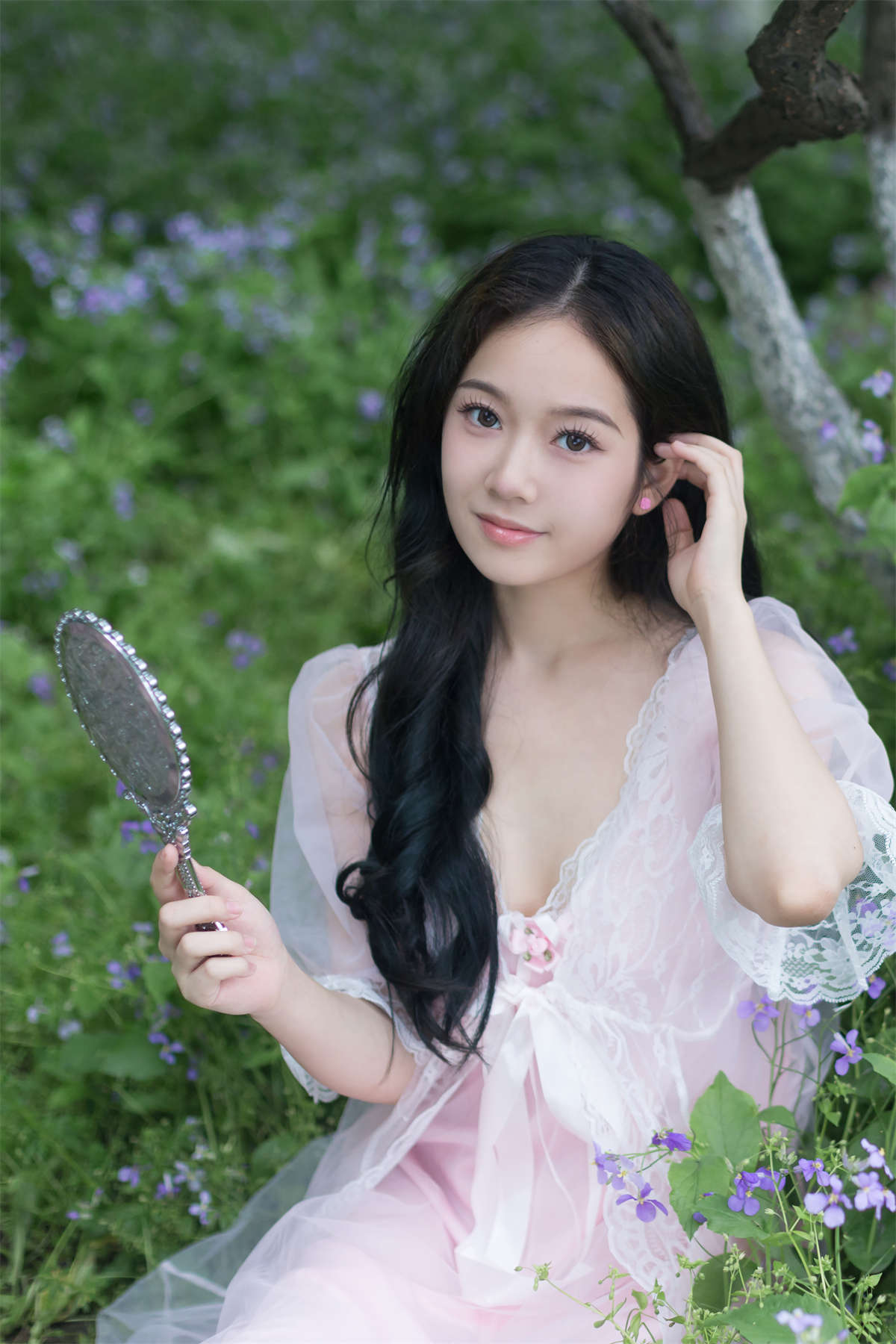 YITUYU艺图语 2024.05.28 二月兰的春日 戈曼妮Nini-日更街拍