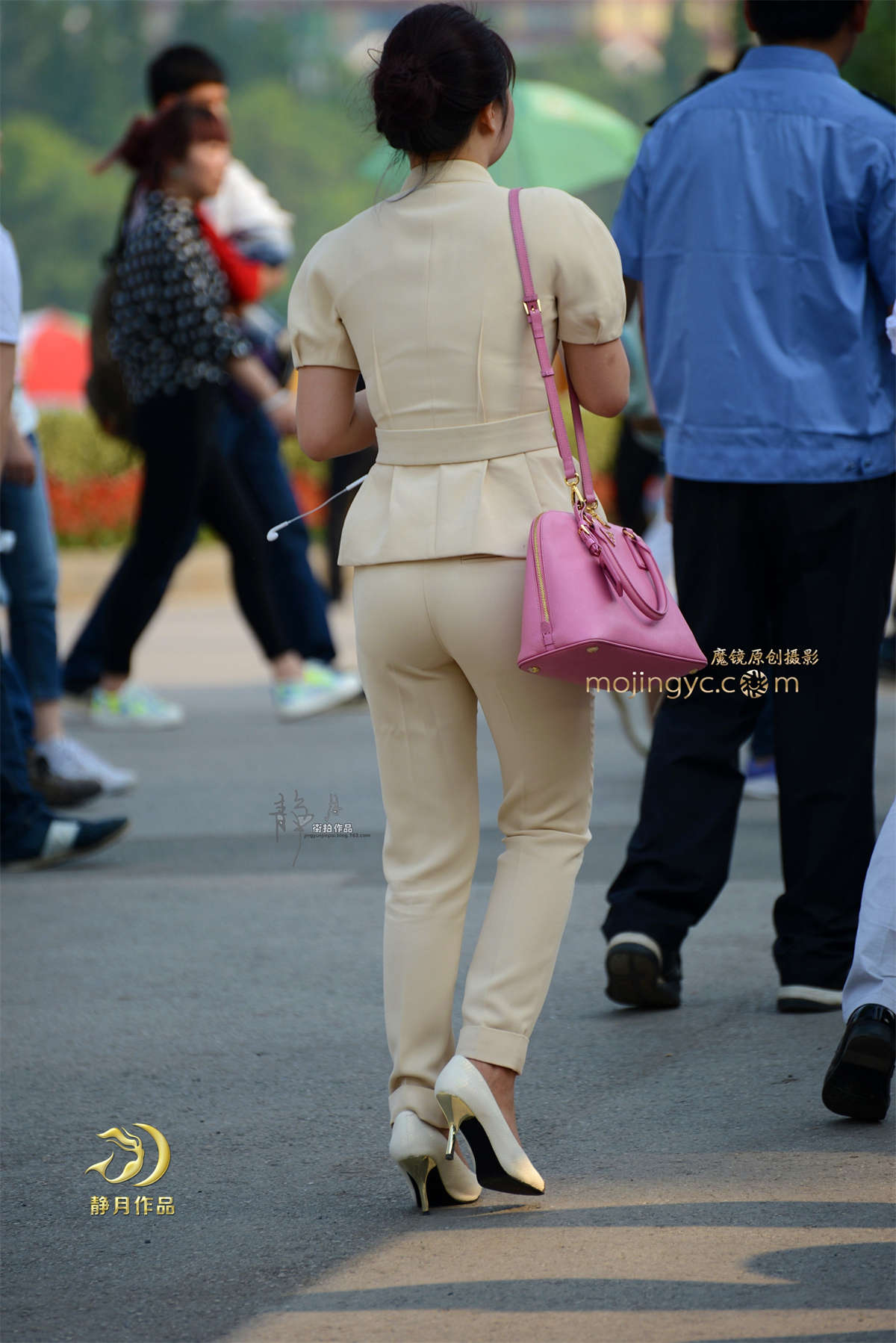 套装小少妇-（13P）-日更街拍