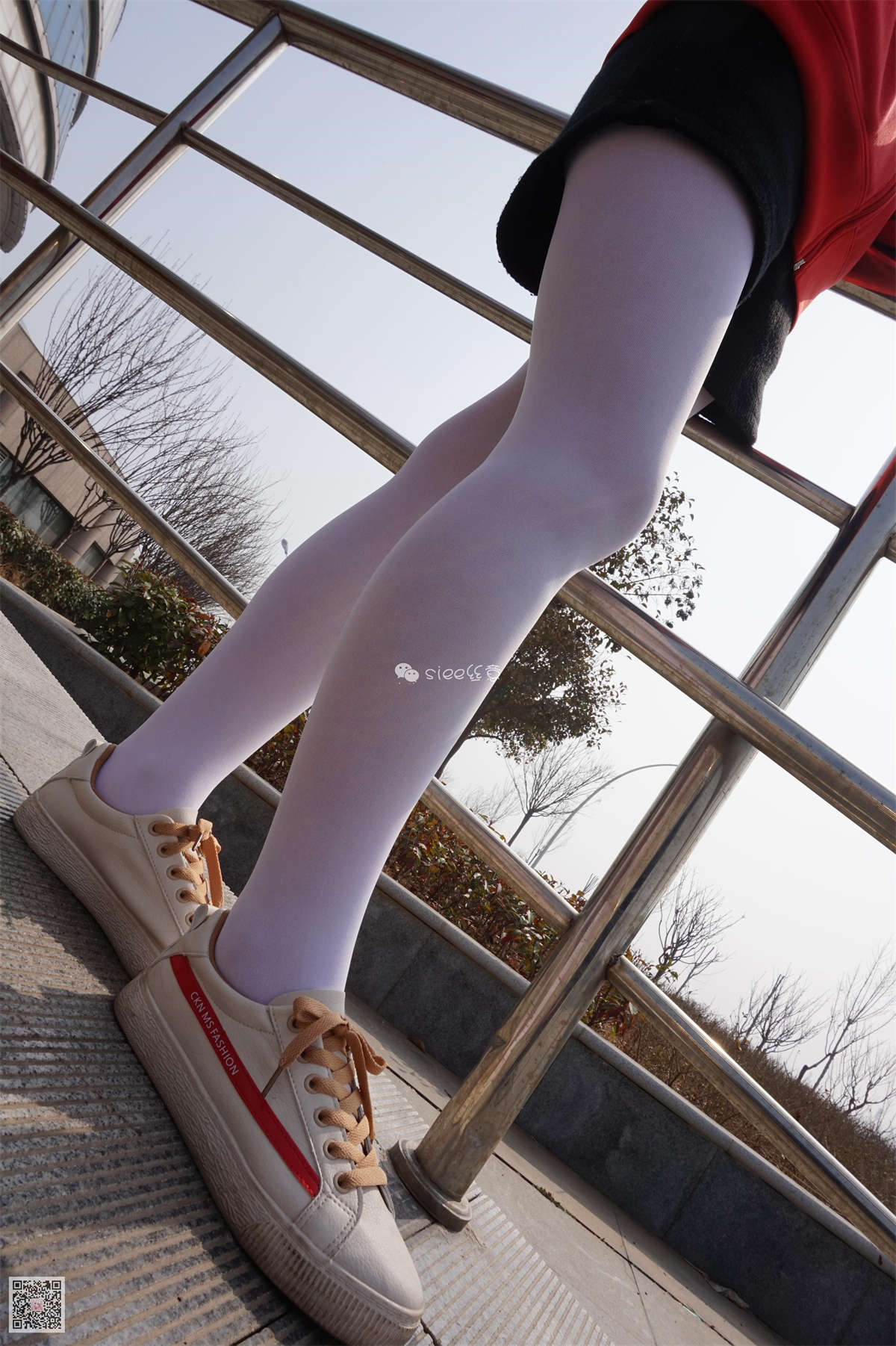 图片[2]-SIEE丝意 NO.059 琦琦 白丝的正义-日更街拍