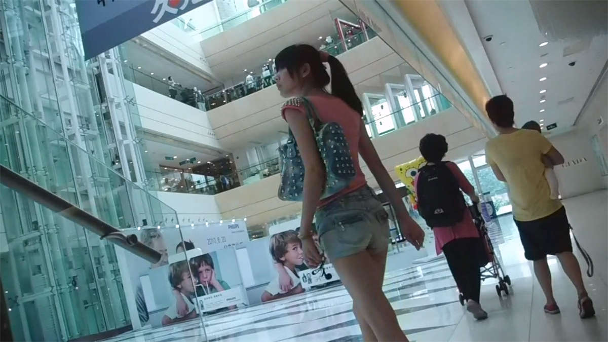 图片[2]-嫩长腿少女上电梯-日更街拍