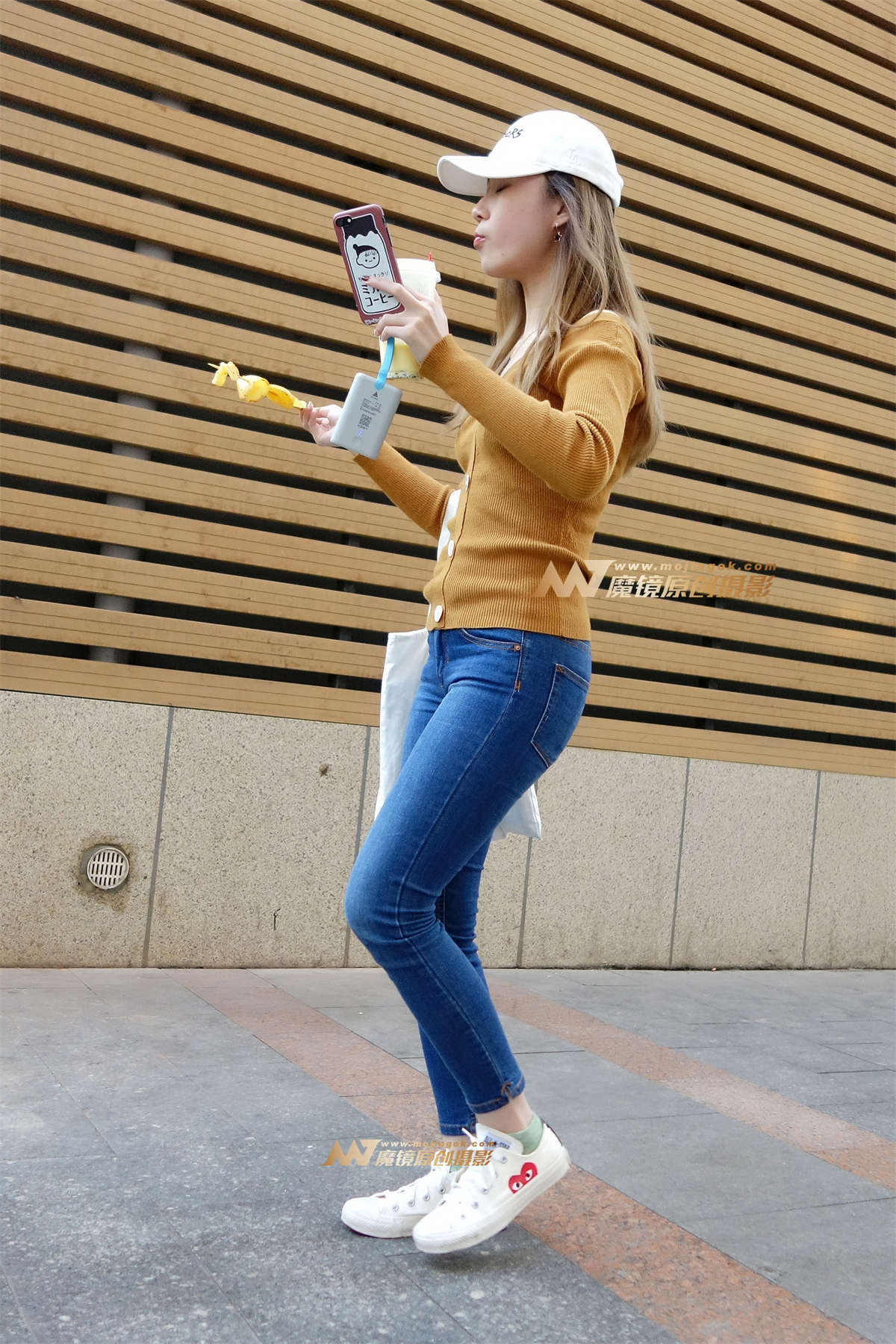 紧蓝牛街拍-日更街拍