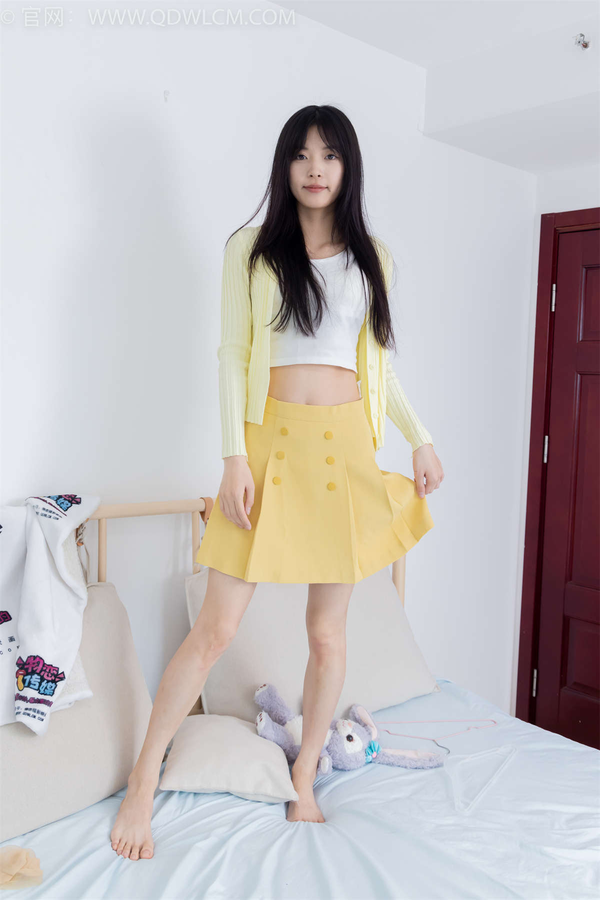 图片[2]-物恋传媒 NO.2381 茯苓-板鞋、短肉丝（脚尖加固款）、裸足-日更街拍