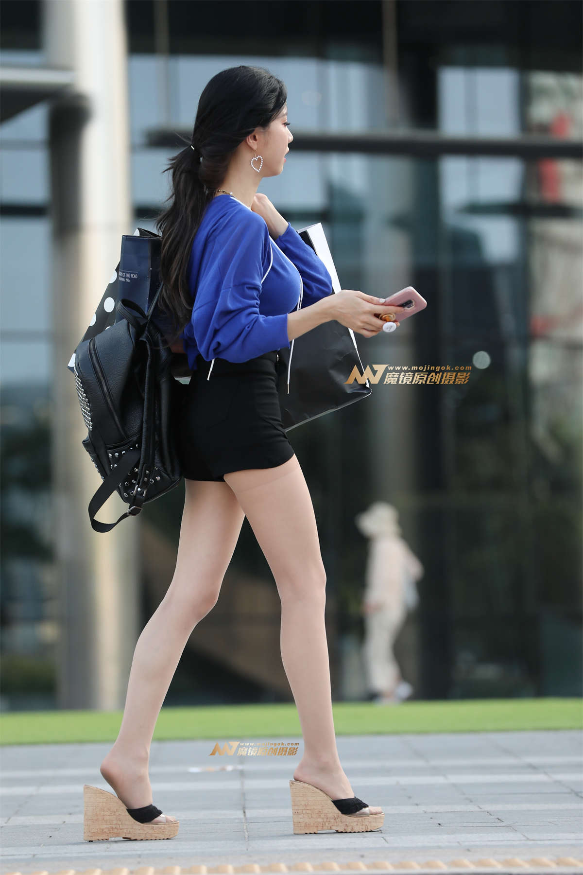 图片[2]-[辉辉赛贴]极品肉丝美腿女神-日更街拍