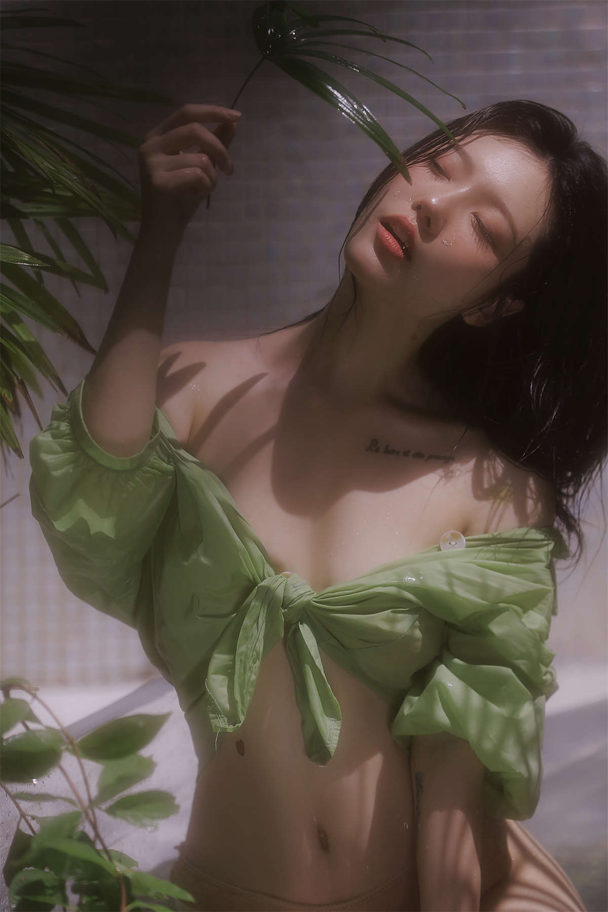 桃良阿宅 绿意-日更街拍
