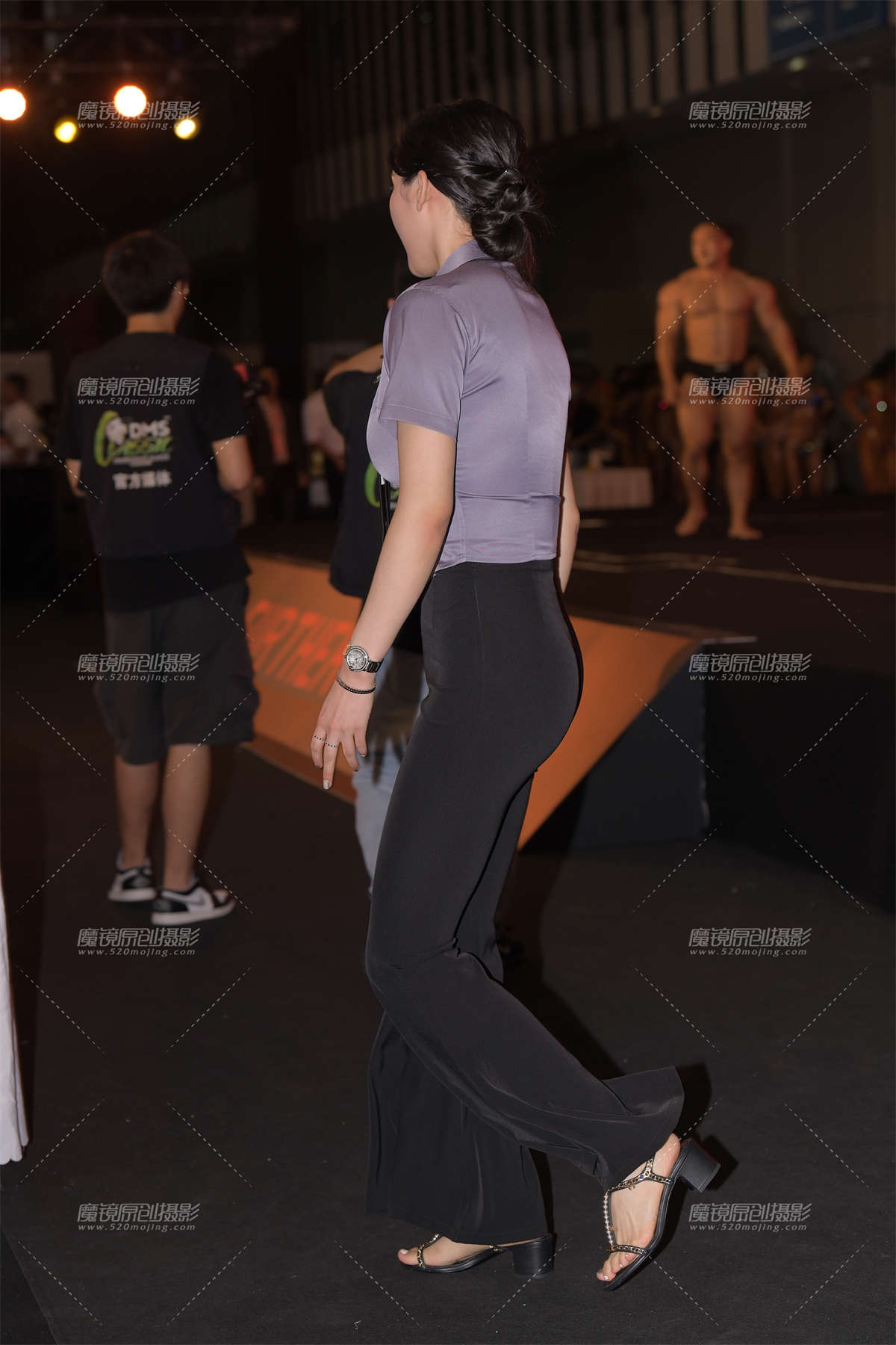 图片[2]-美丽的女裁判-日更街拍