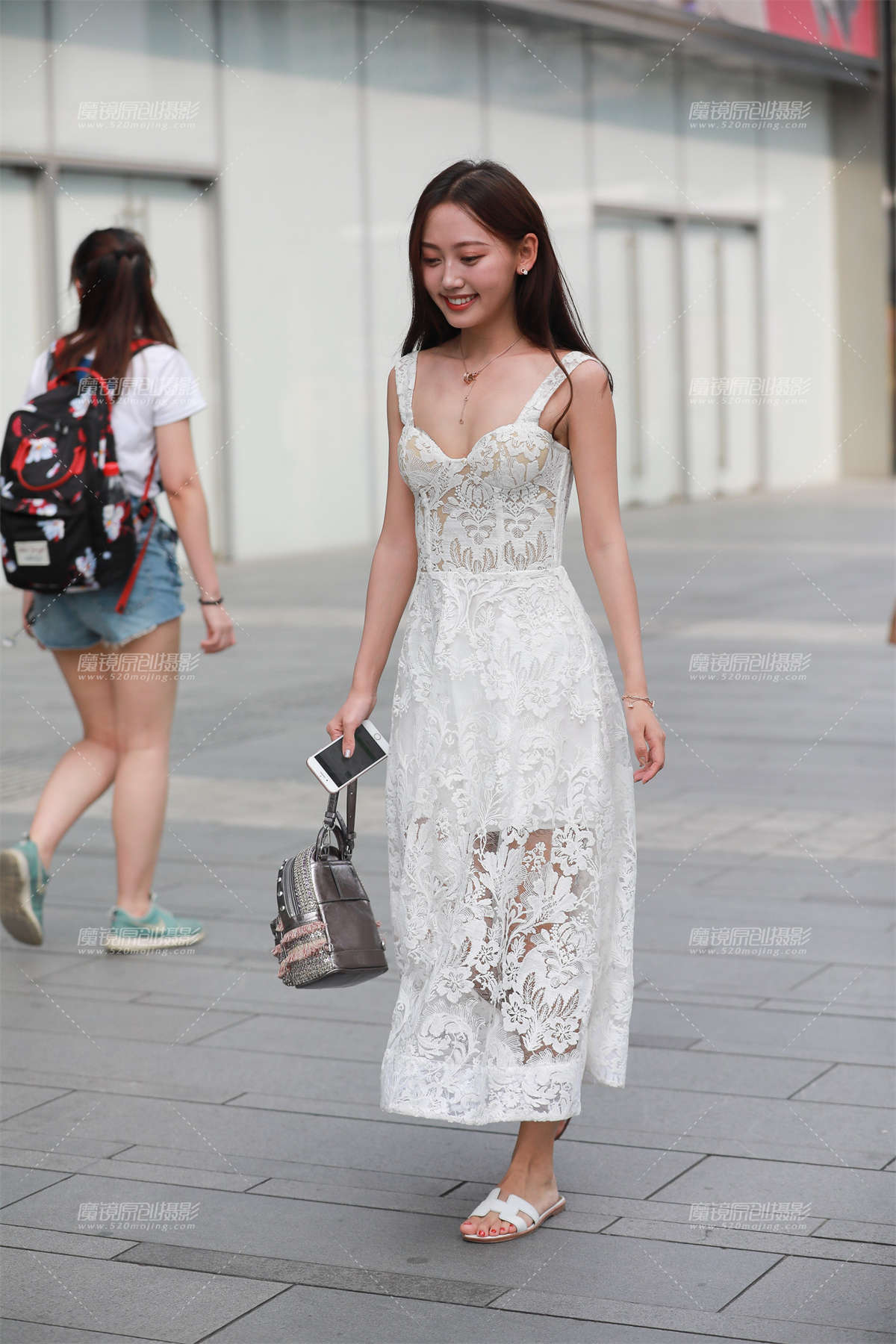 【凯恩赛贴】漂亮女孩-日更街拍