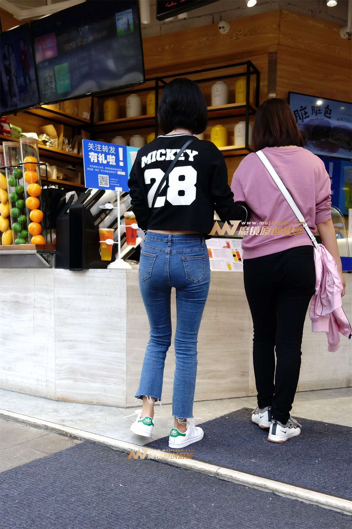 小喇叭蓝牛街拍-日更街拍