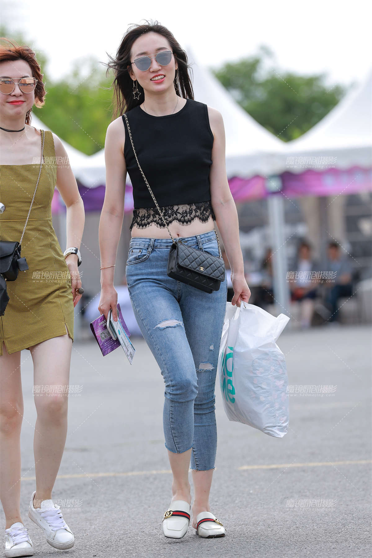 【小默赛帖】第1395篇★高挑紧牛美女★-日更街拍