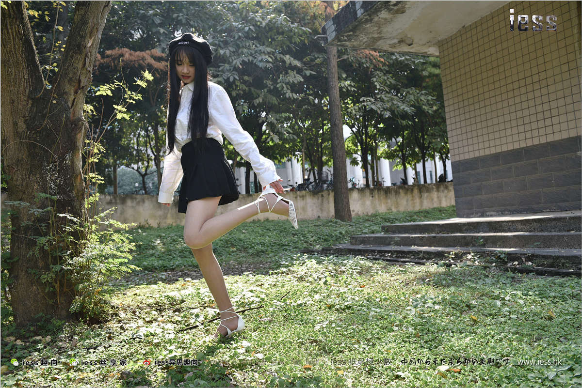 IESS异思趣向 丝足便当189期：若琪第一次穿高跟鞋-日更街拍